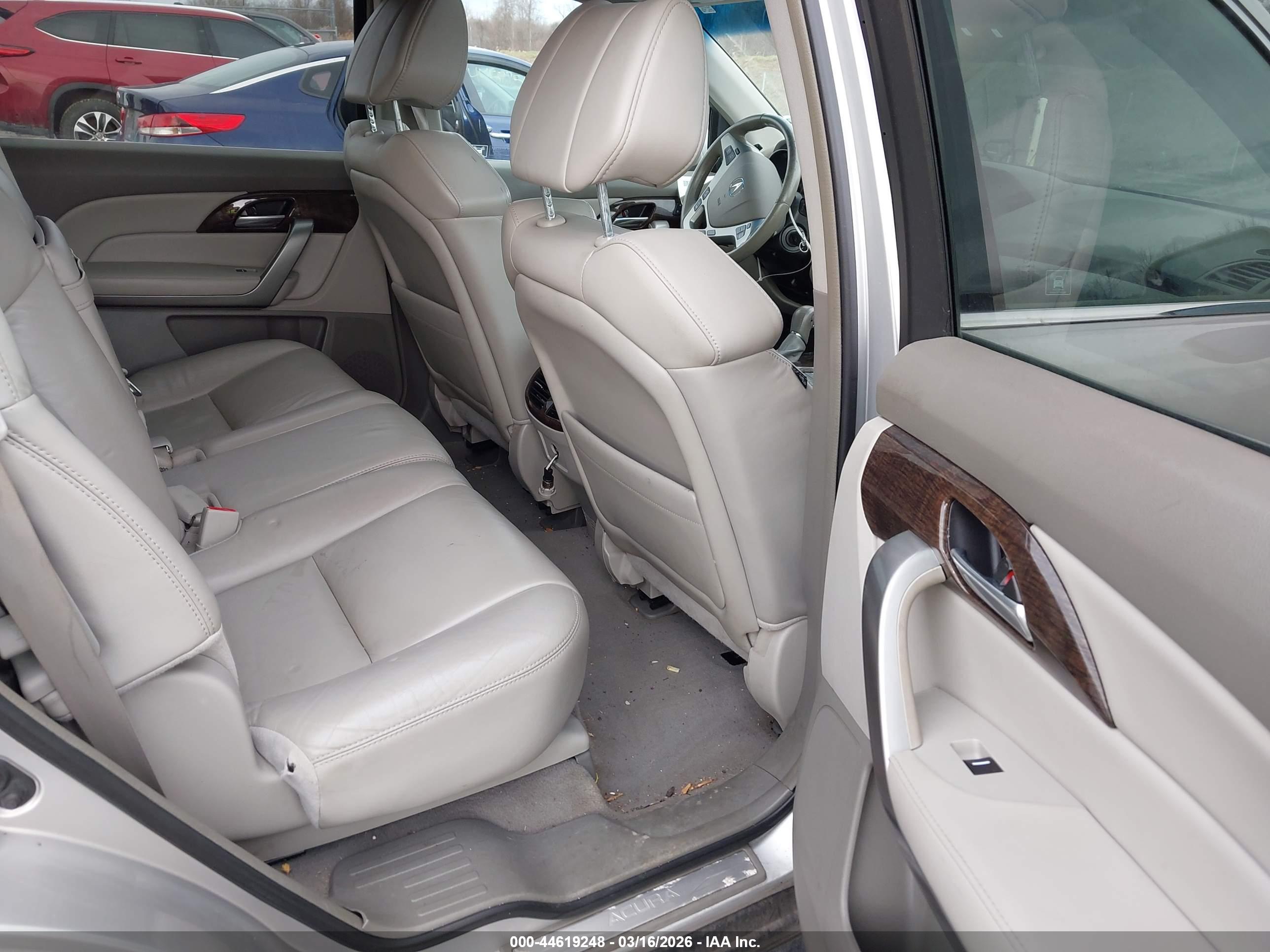 ACURA MDX image 8