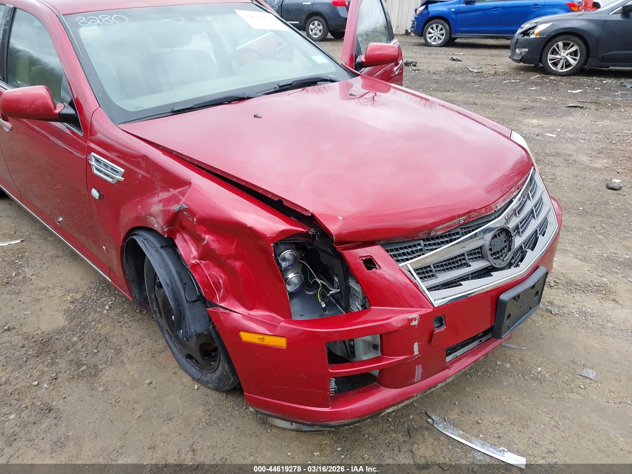 CADILLAC STS image 6