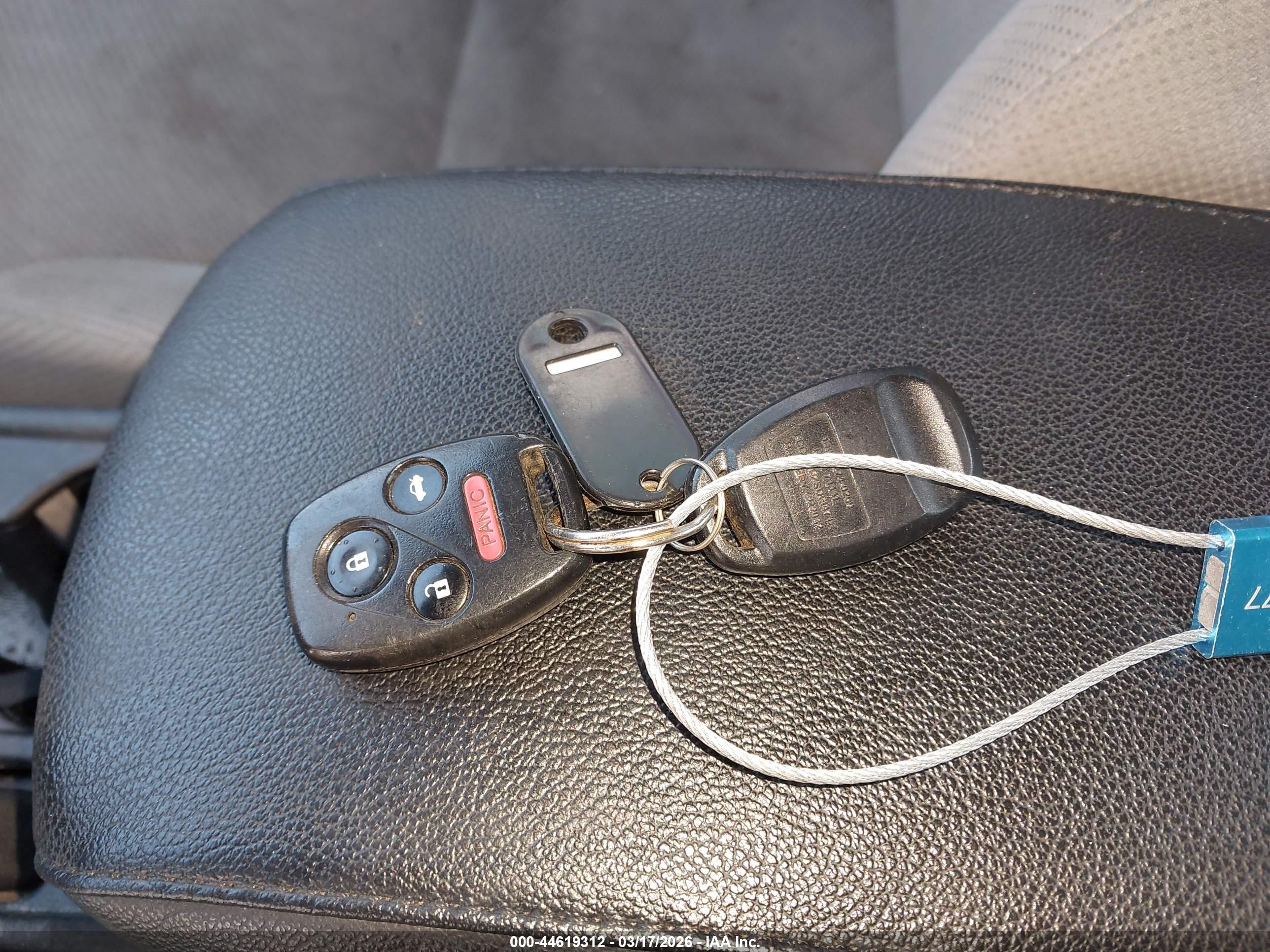 HONDA CIVIC image 11
