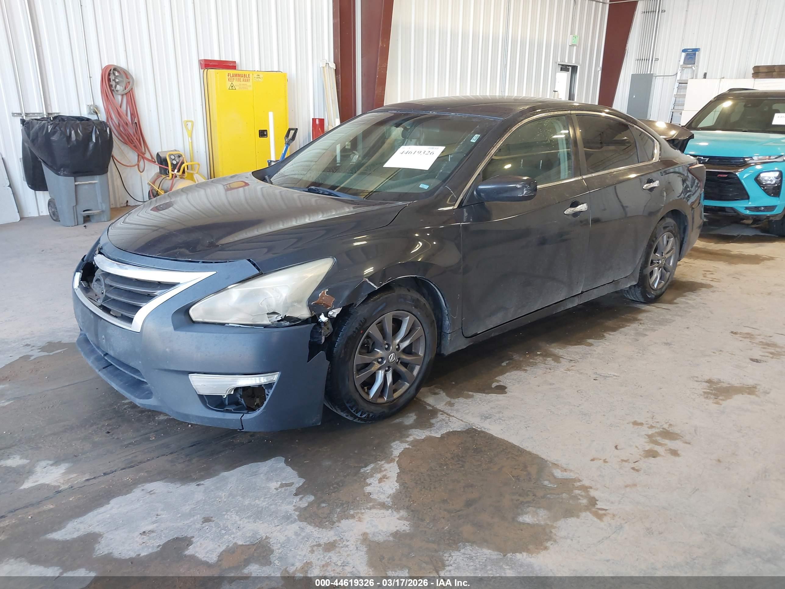 NISSAN ALTIMA image 2