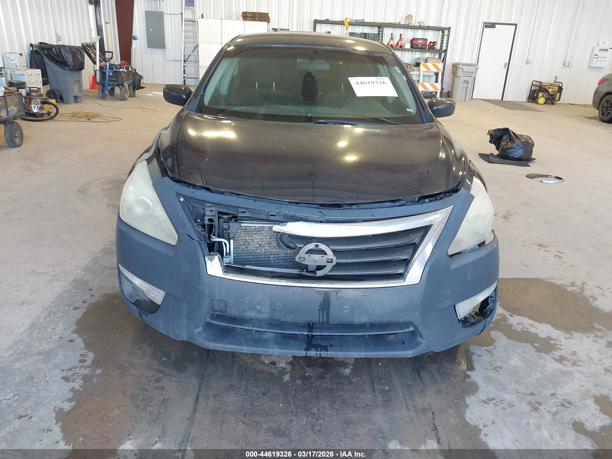 NISSAN ALTIMA image 6