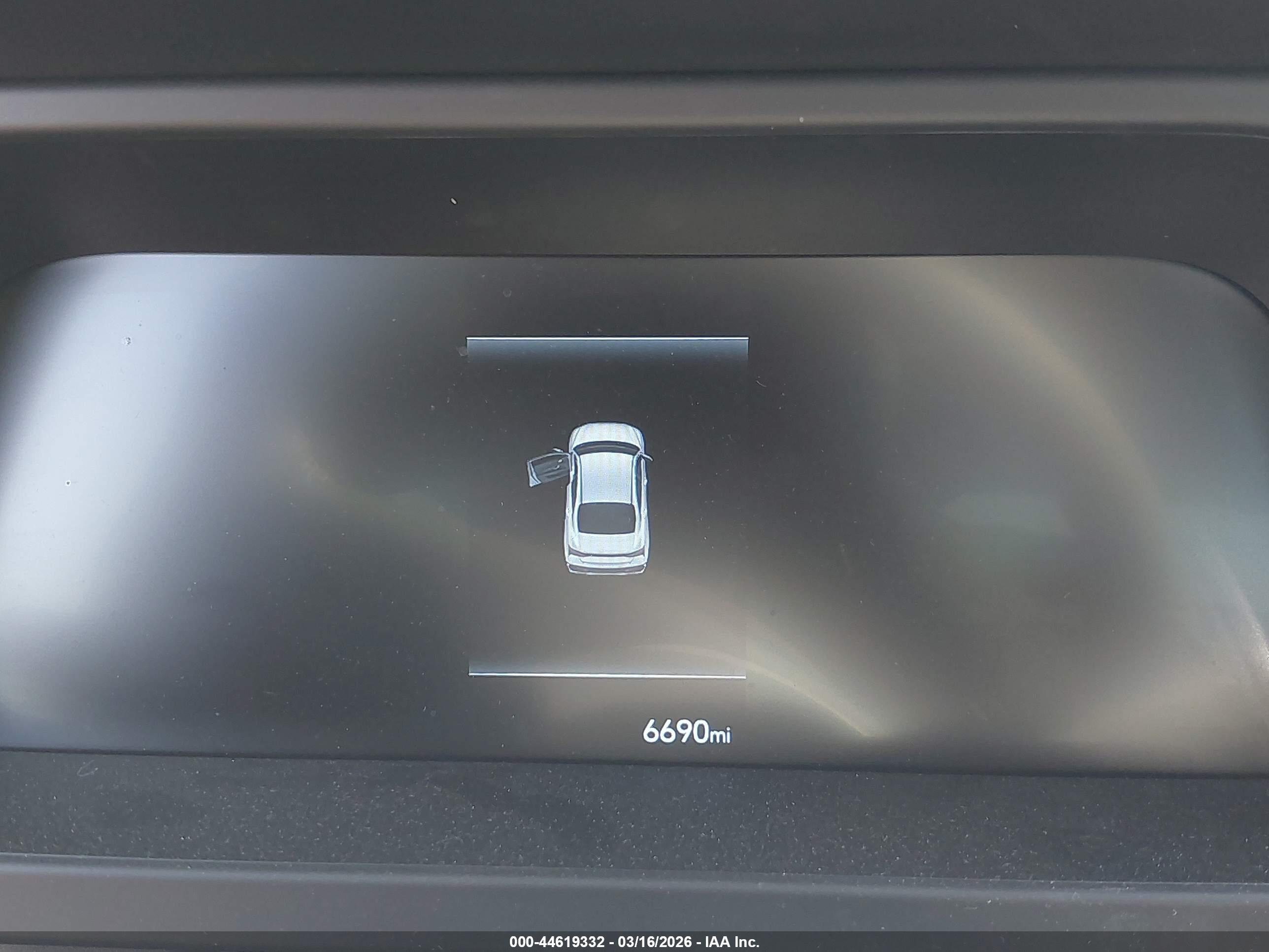 HYUNDAI ELANTRA image 7
