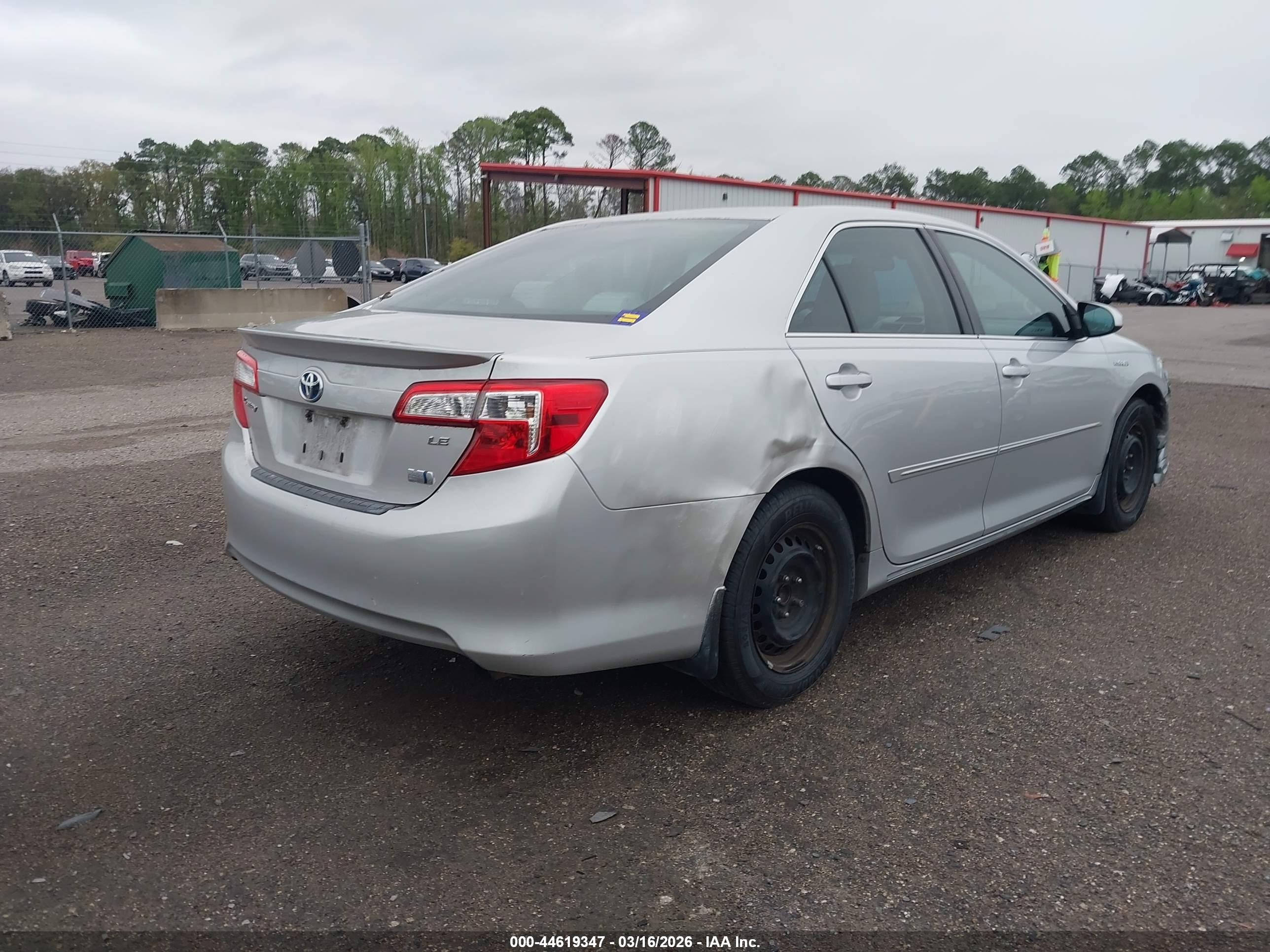 TOYOTA CAMRY image 4