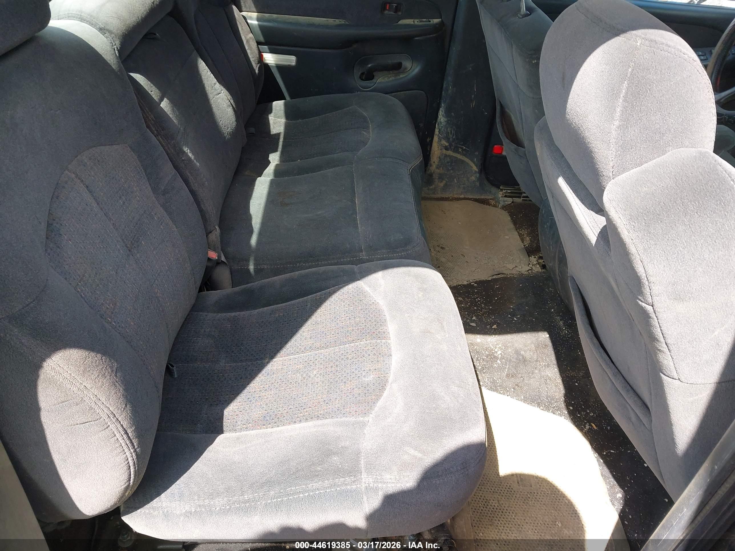 CHEVROLET SILVERADO image 8