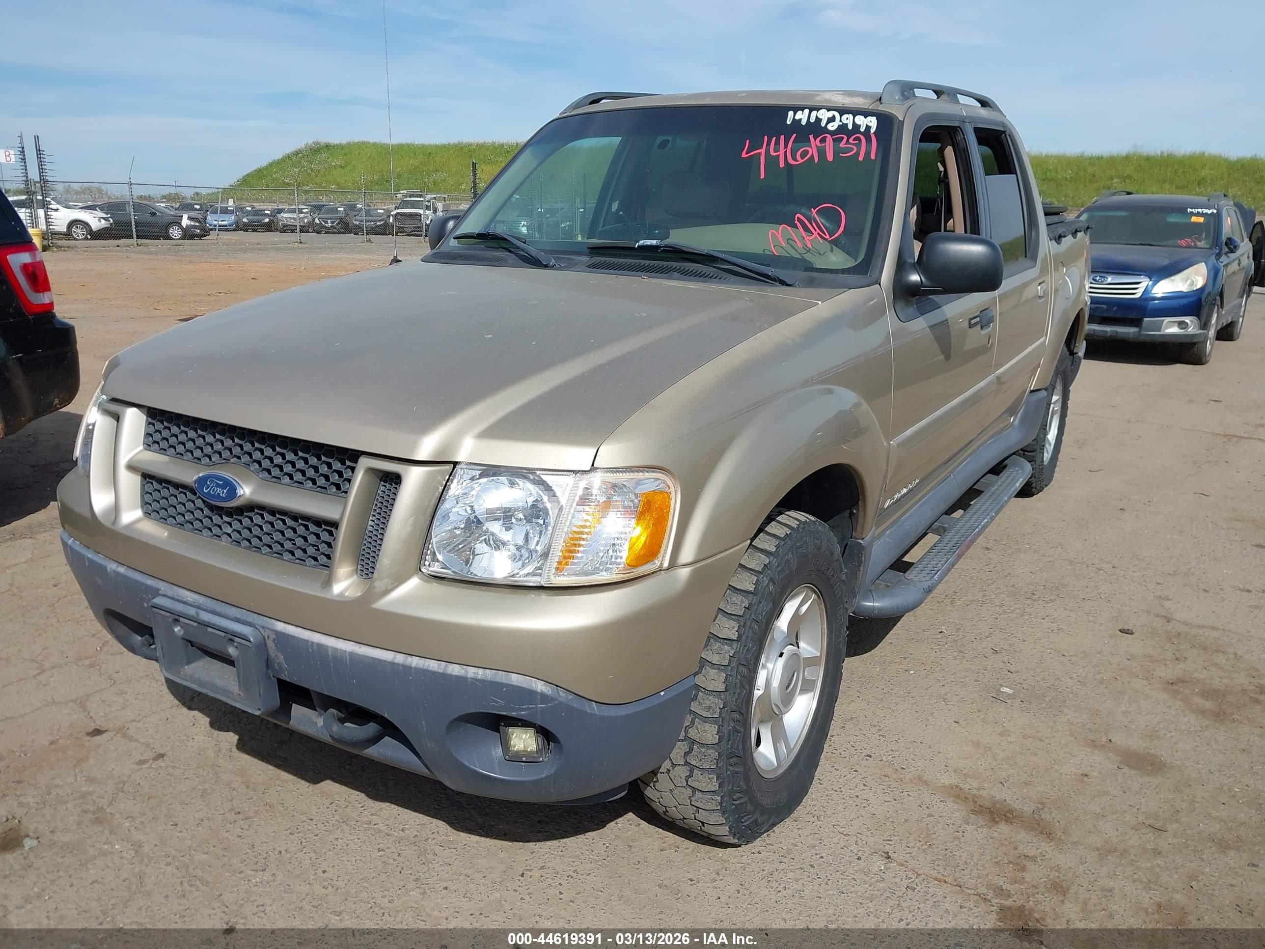 FORD EXPLORER image 2