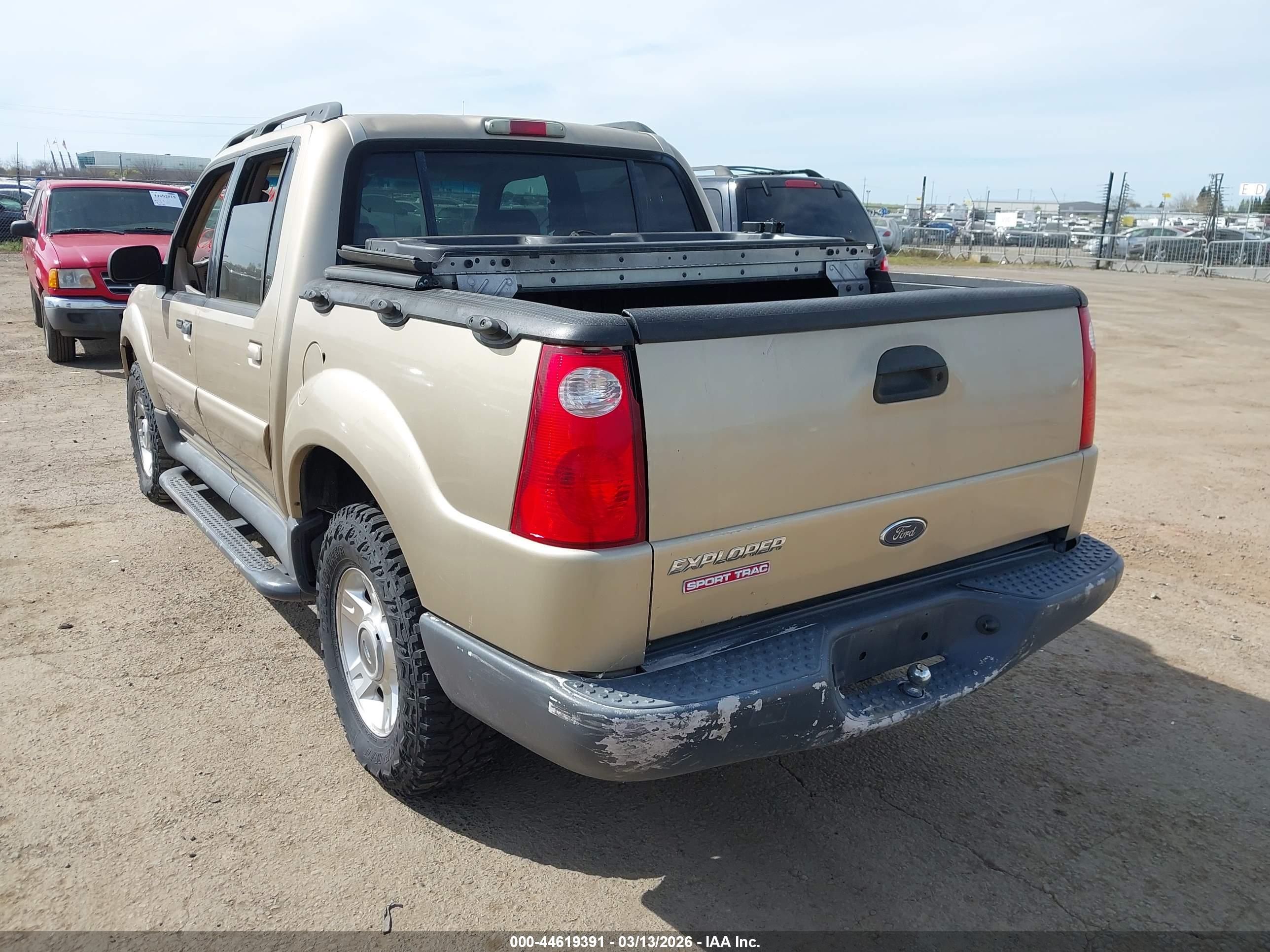 FORD EXPLORER image 3