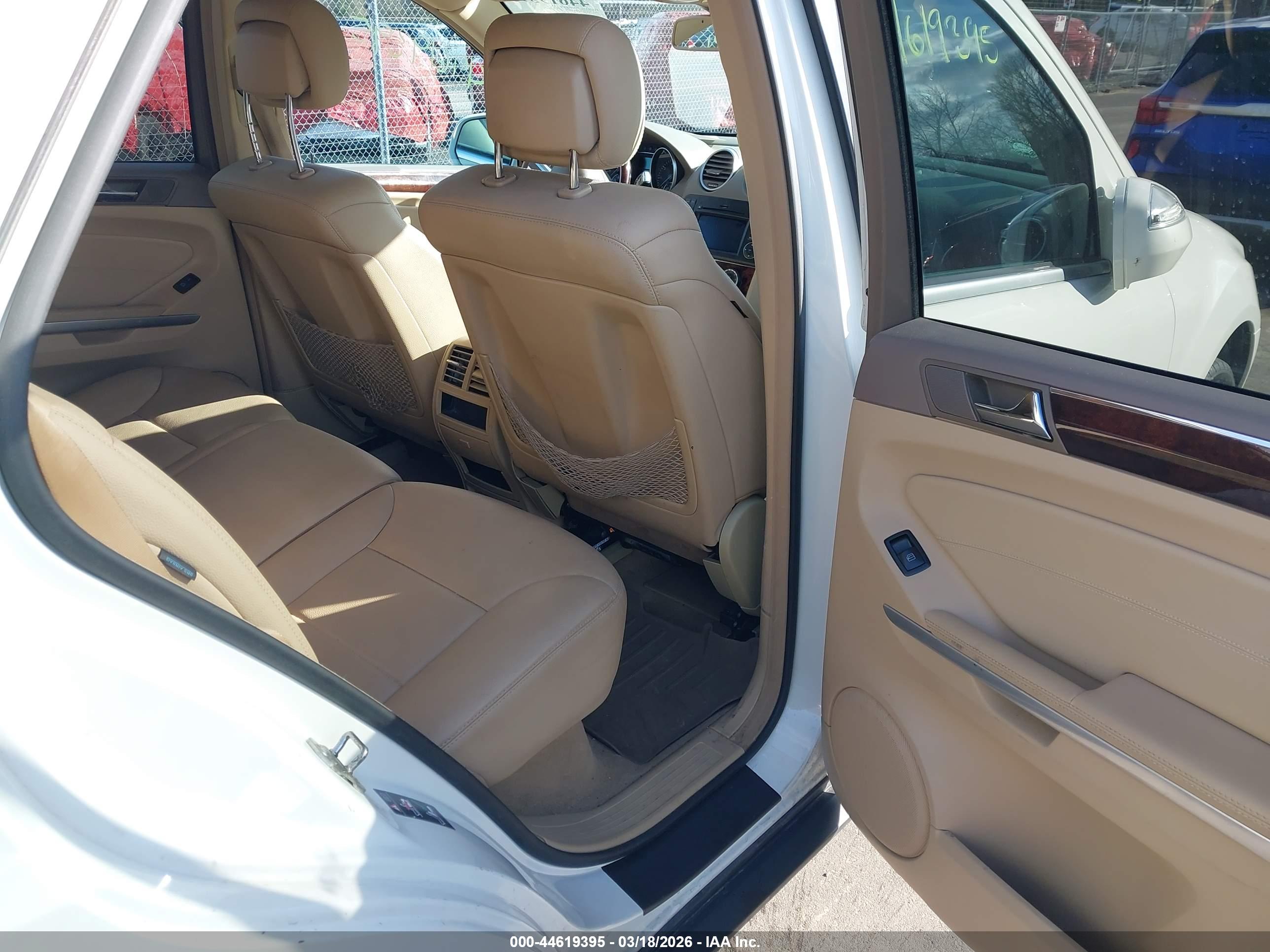 MERCEDES-BENZ ML image 8