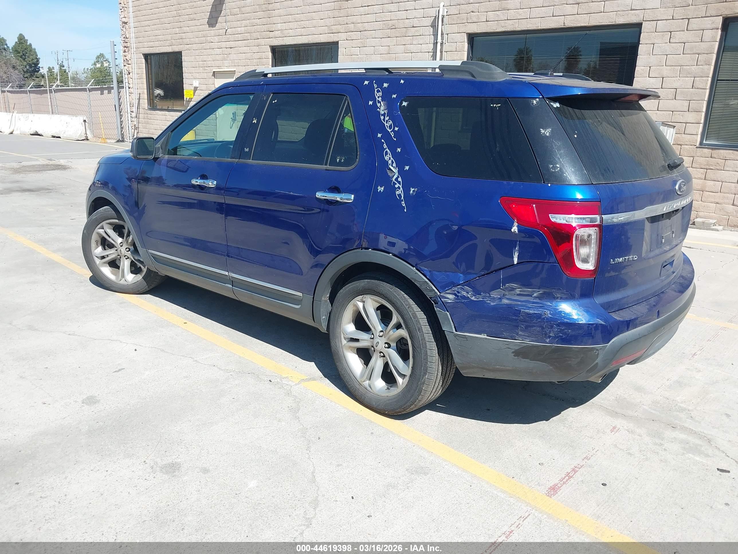 FORD EXPLORER image 3