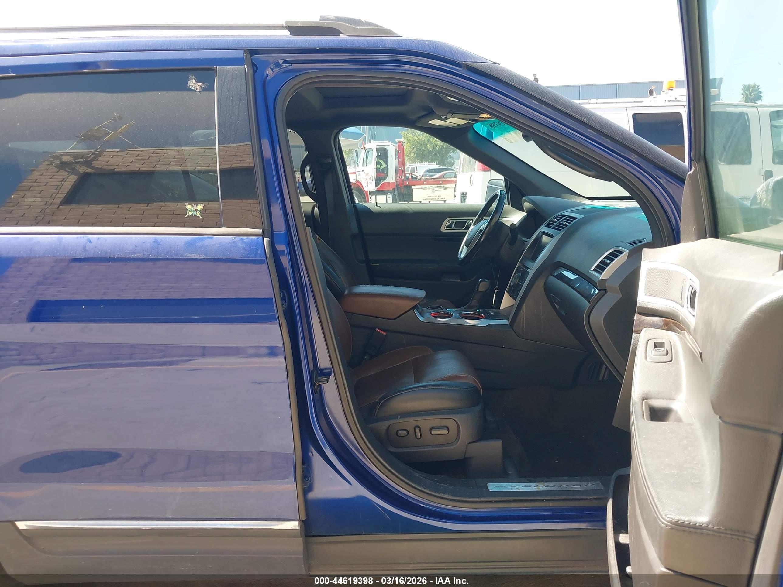 FORD EXPLORER image 5