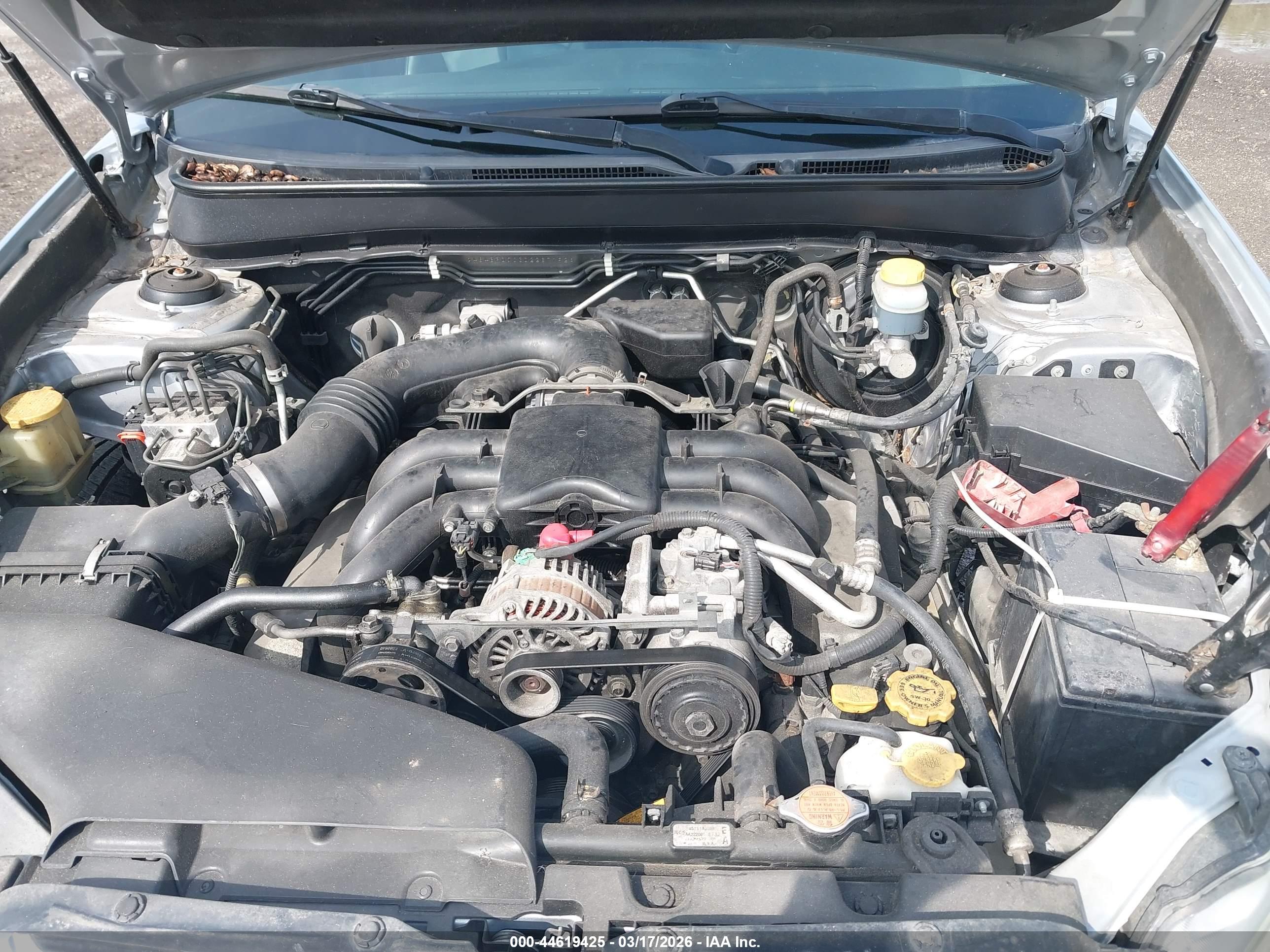 SUBARU OUTBACK image 10