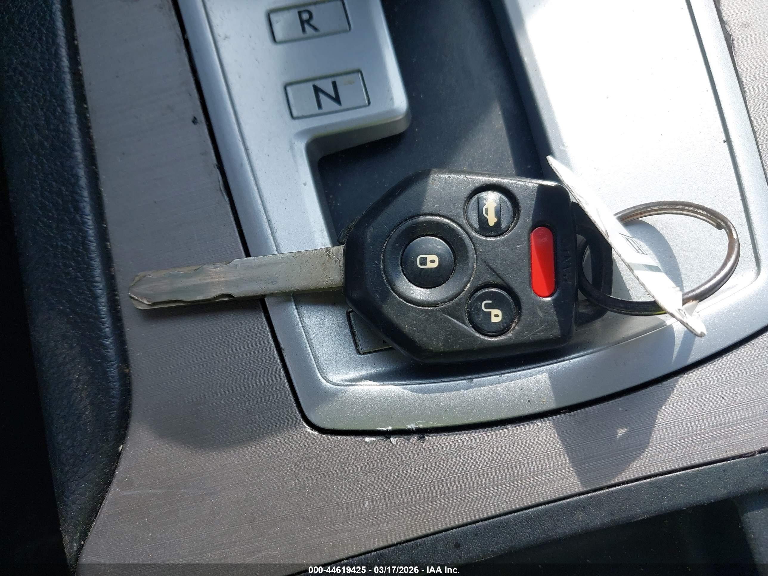 SUBARU OUTBACK image 11