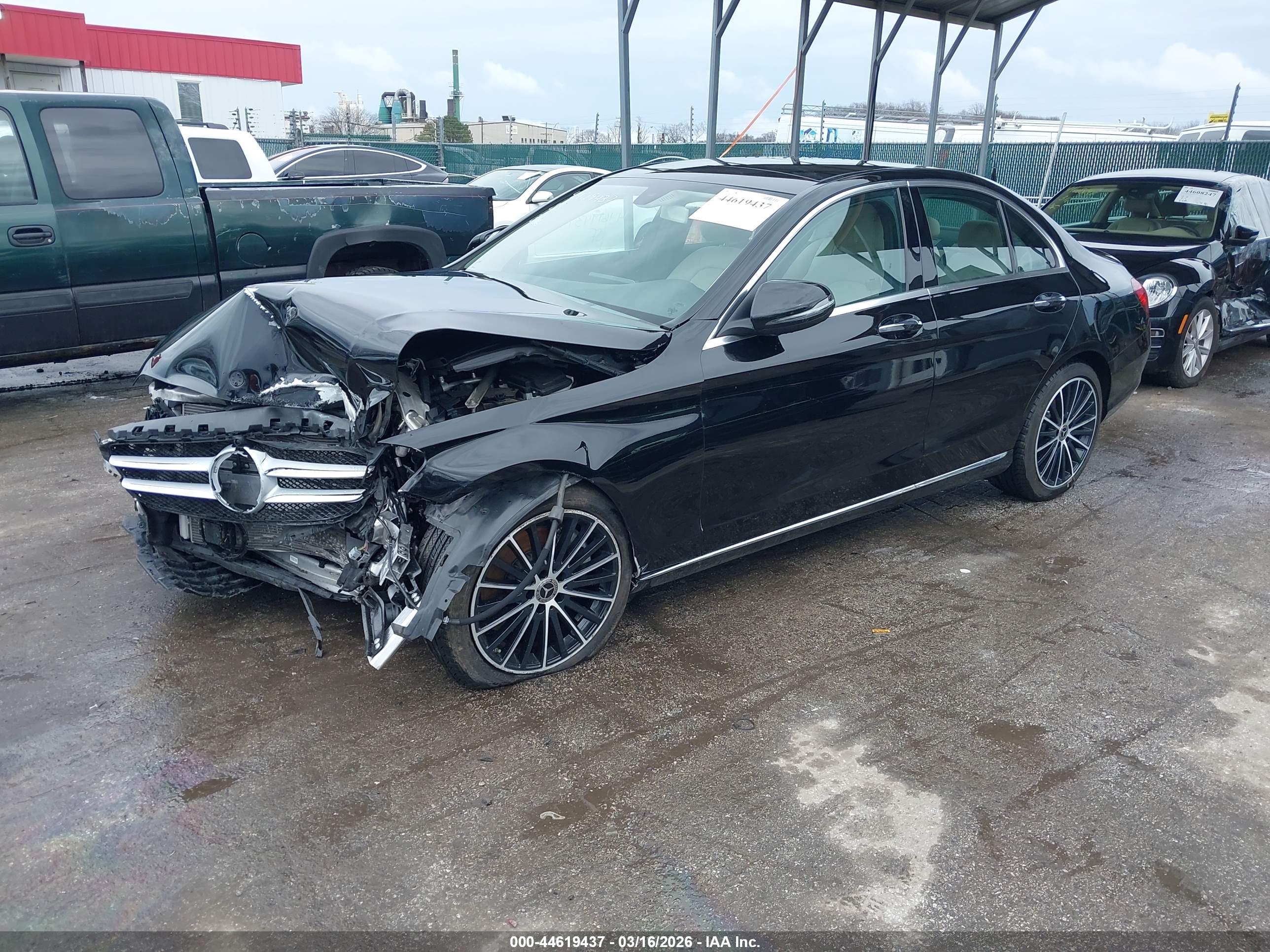 MERCEDES-BENZ C image 2