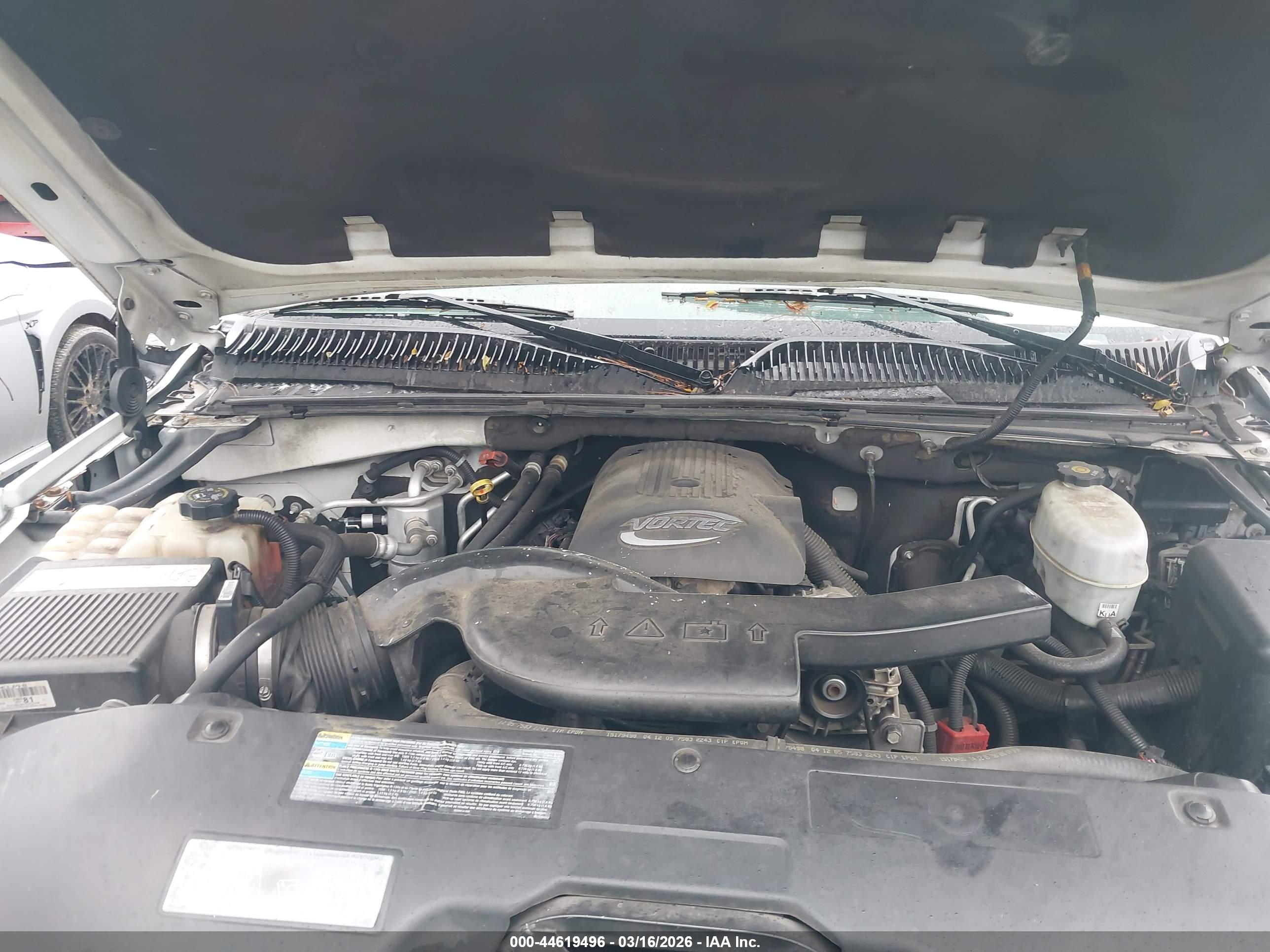 CHEVROLET TAHOE image 10