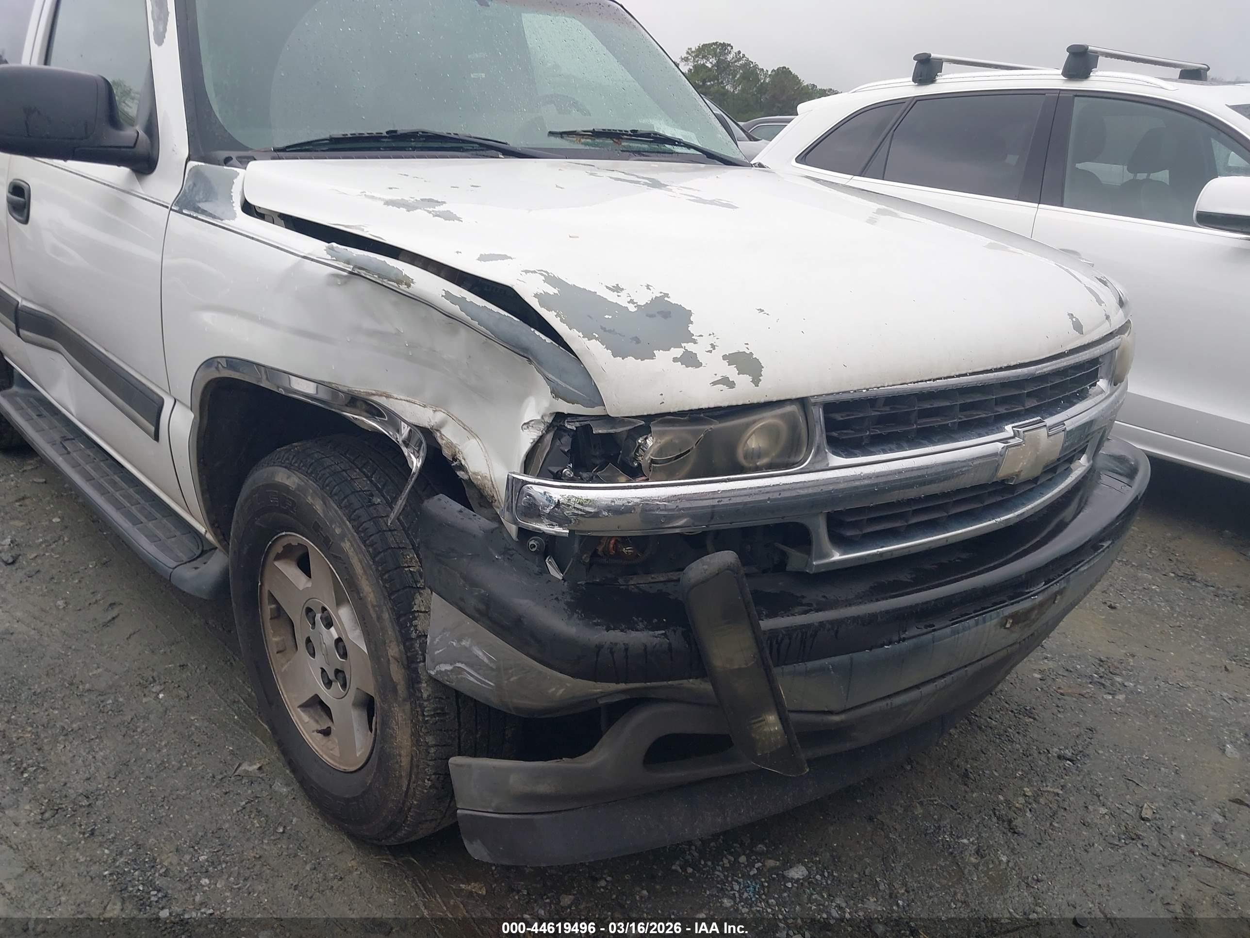 CHEVROLET TAHOE image 6