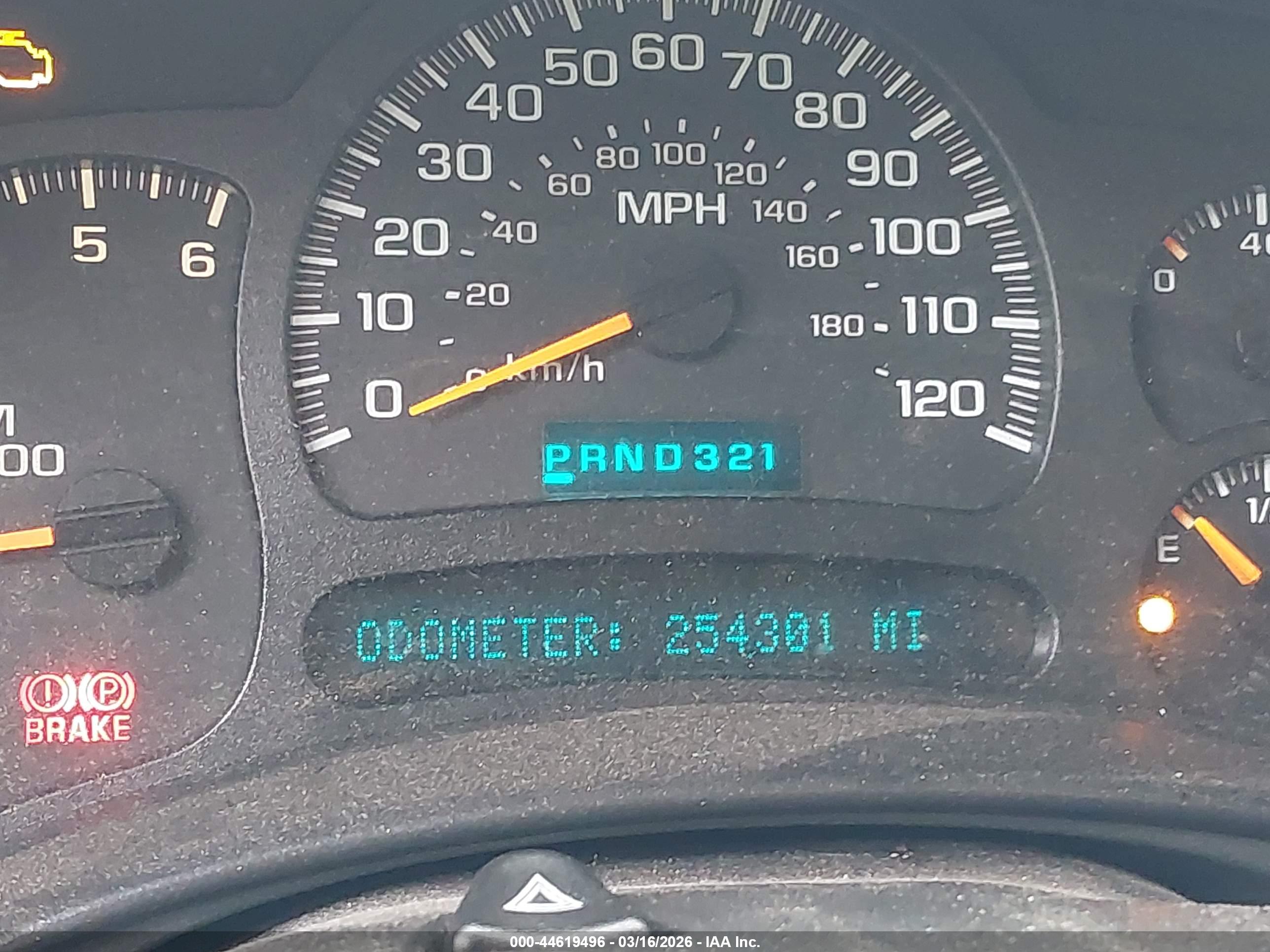 CHEVROLET TAHOE image 7