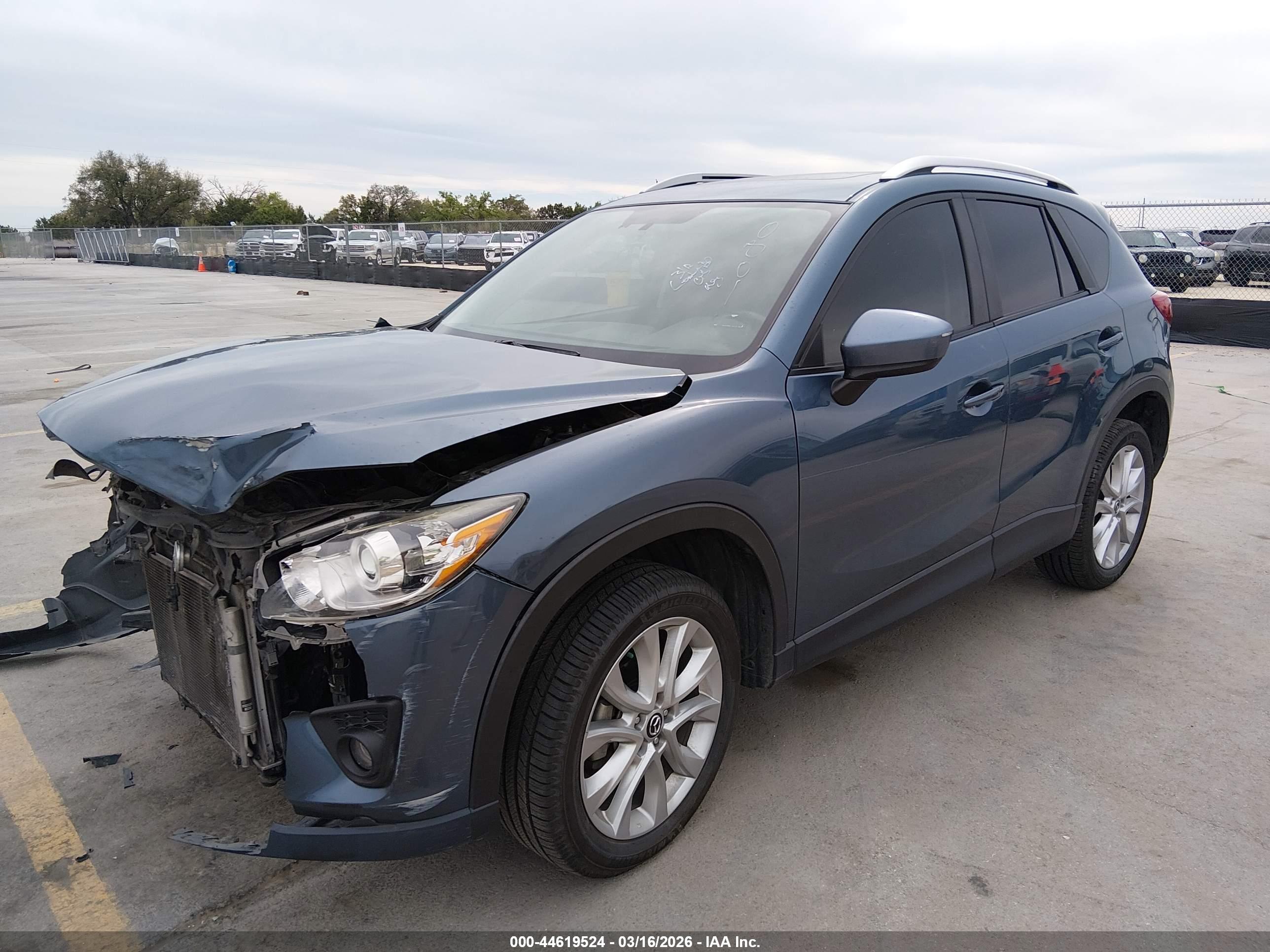MAZDA CX-5 image 2