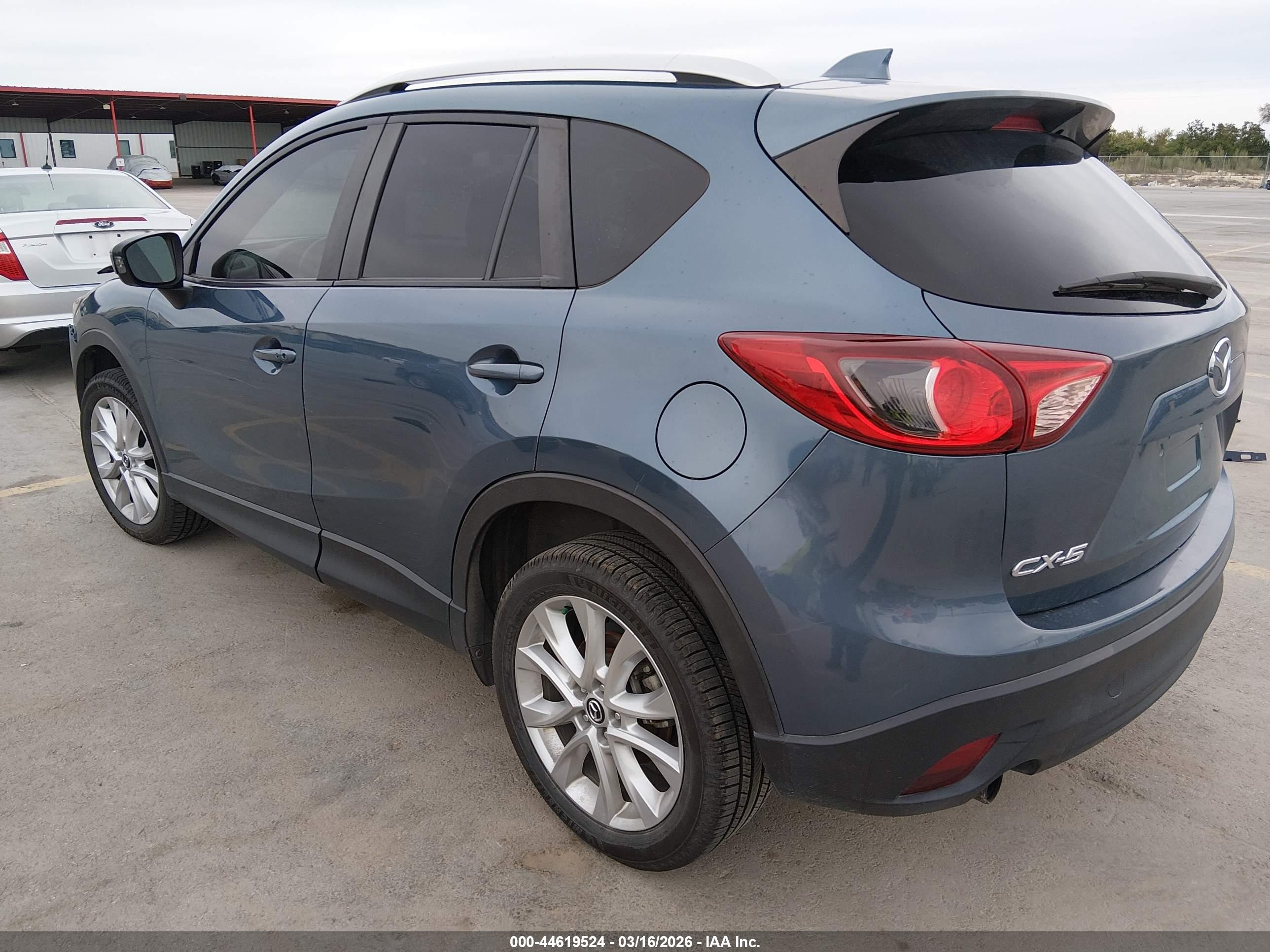 MAZDA CX-5 image 3