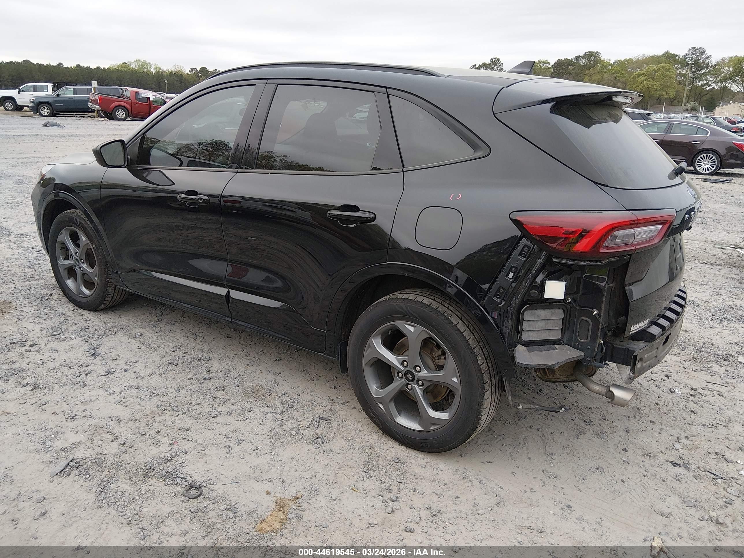 FORD ESCAPE image 3