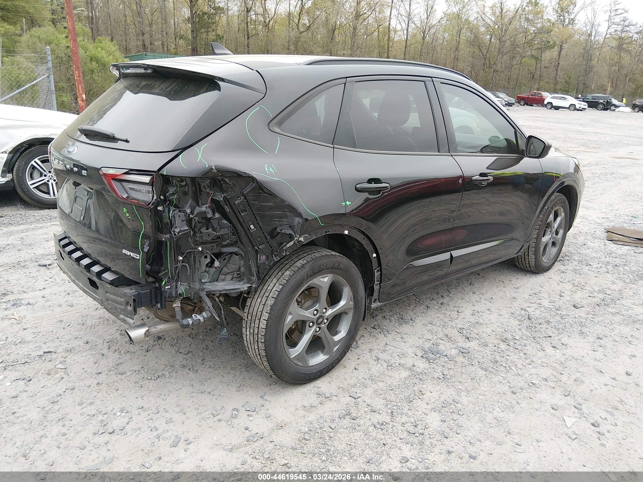 FORD ESCAPE image 4