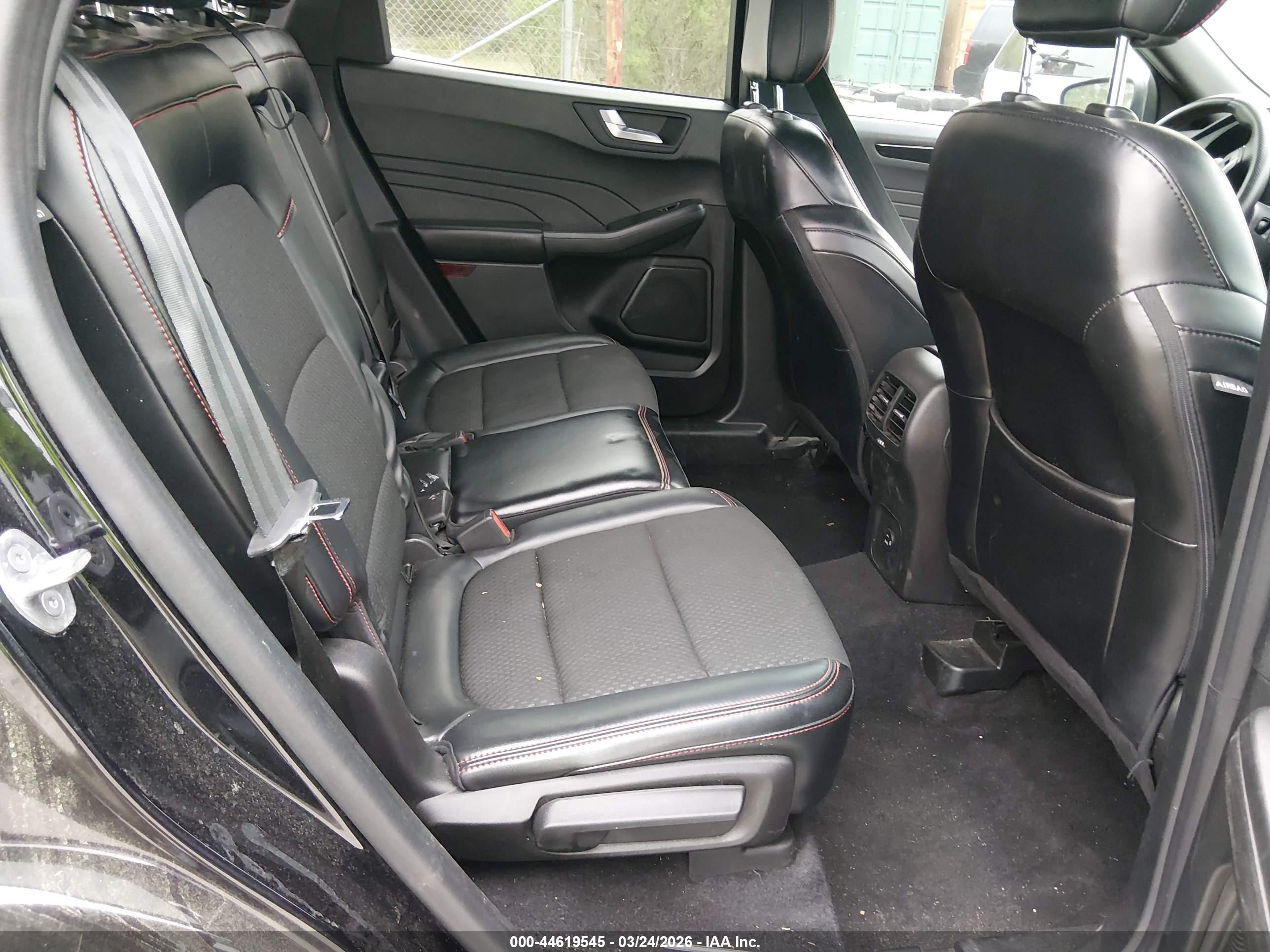 FORD ESCAPE image 8