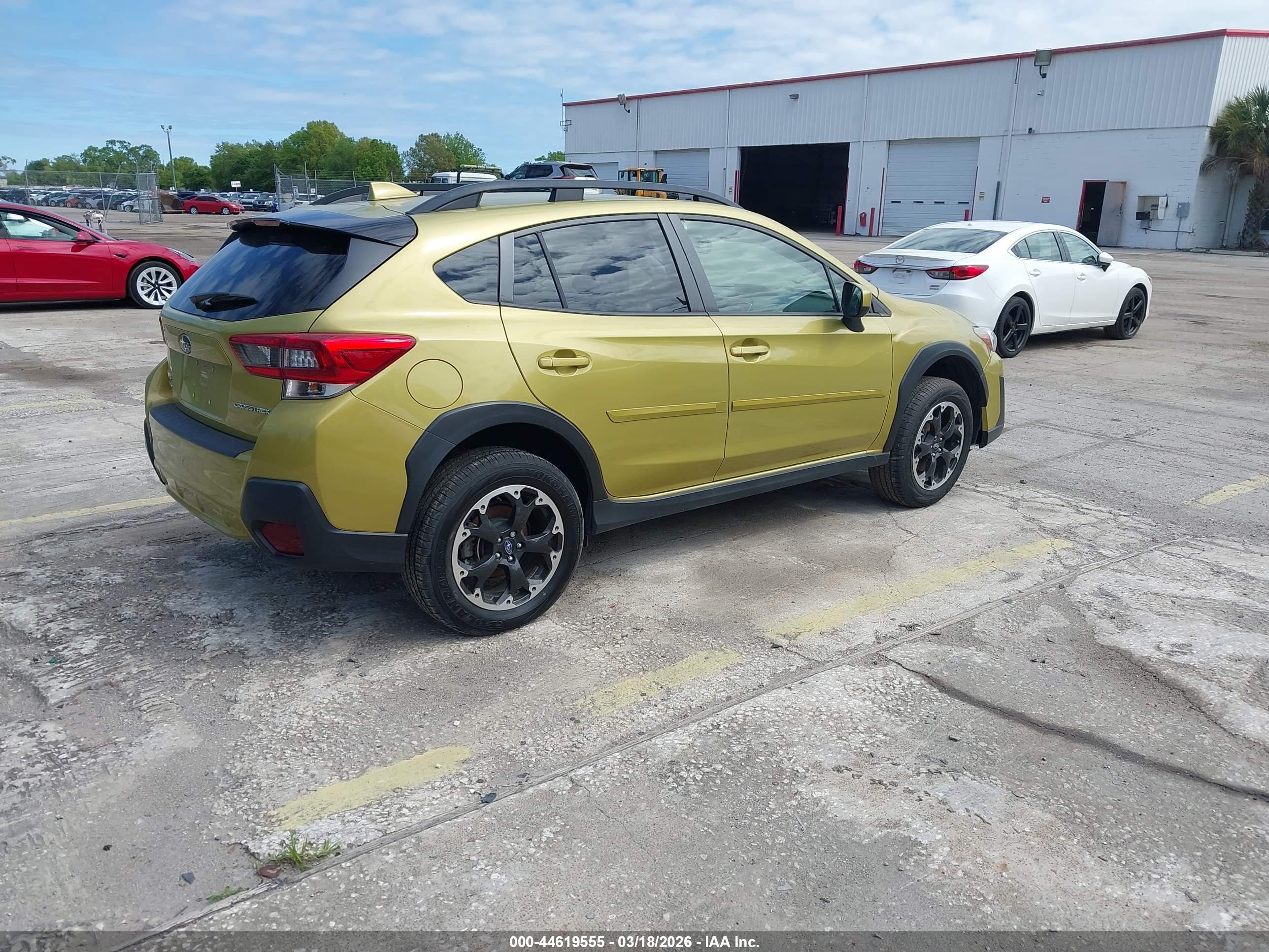 SUBARU CROSSTREK image 4