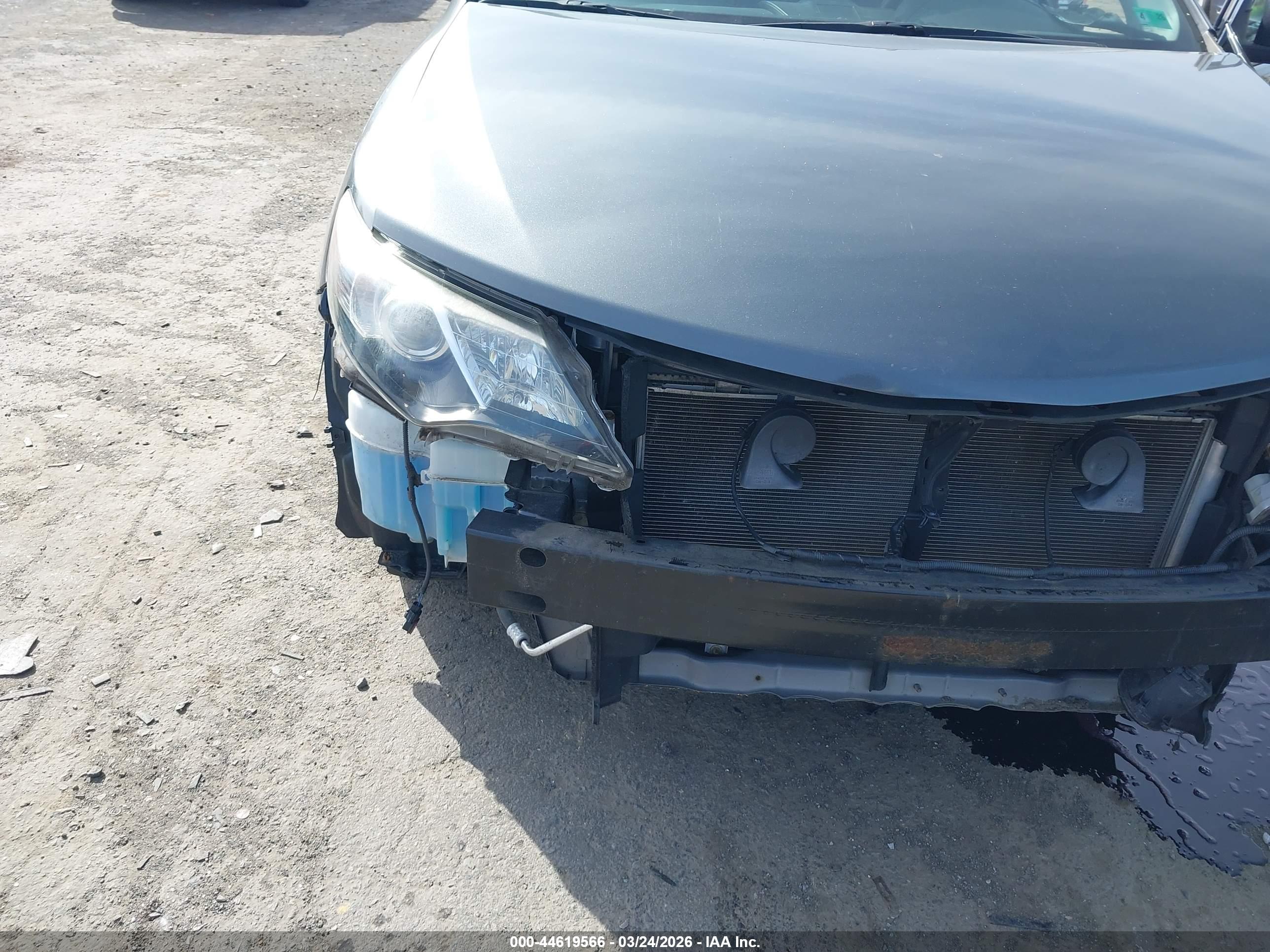 TOYOTA CAMRY image 6