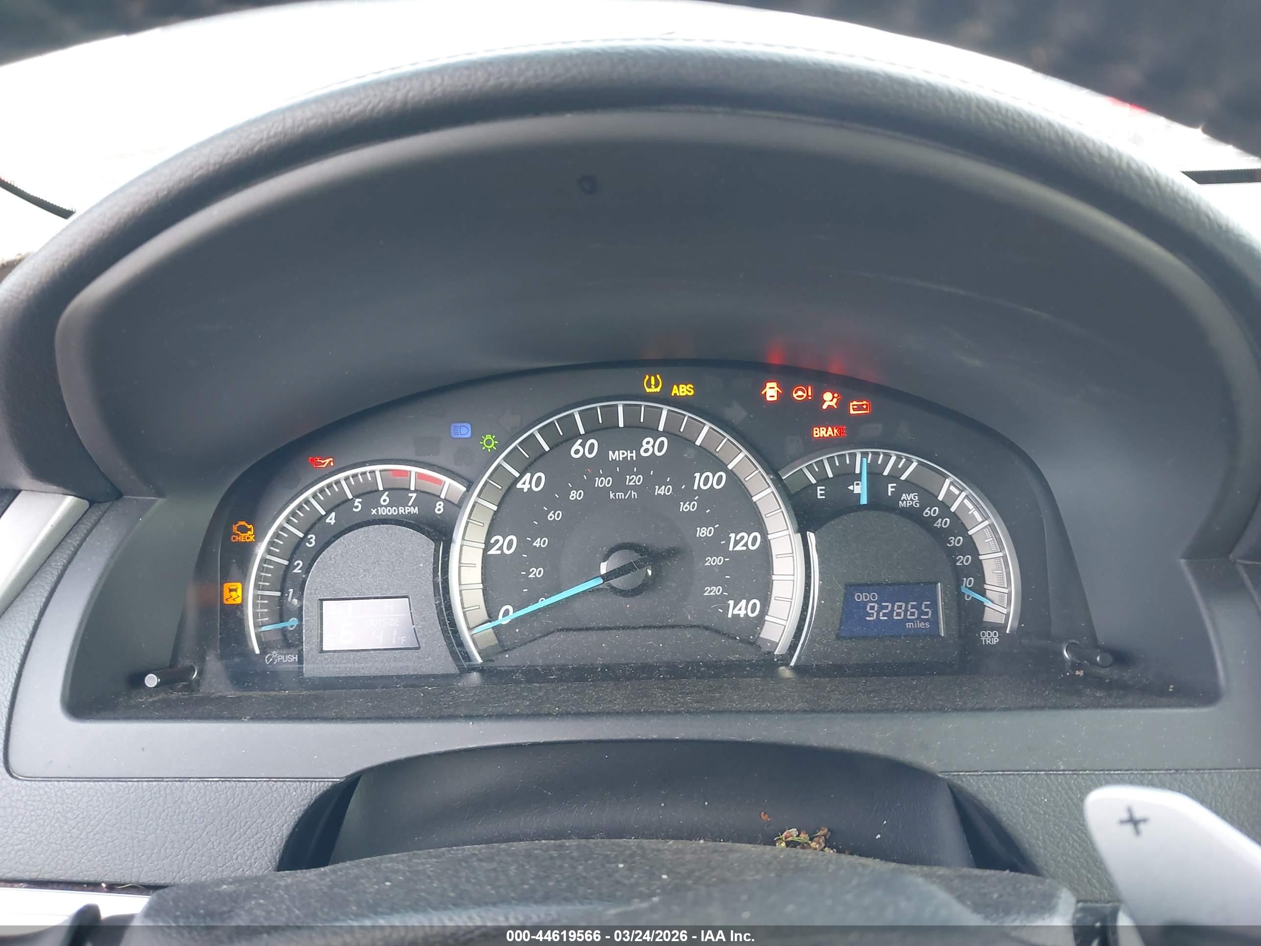 TOYOTA CAMRY image 7