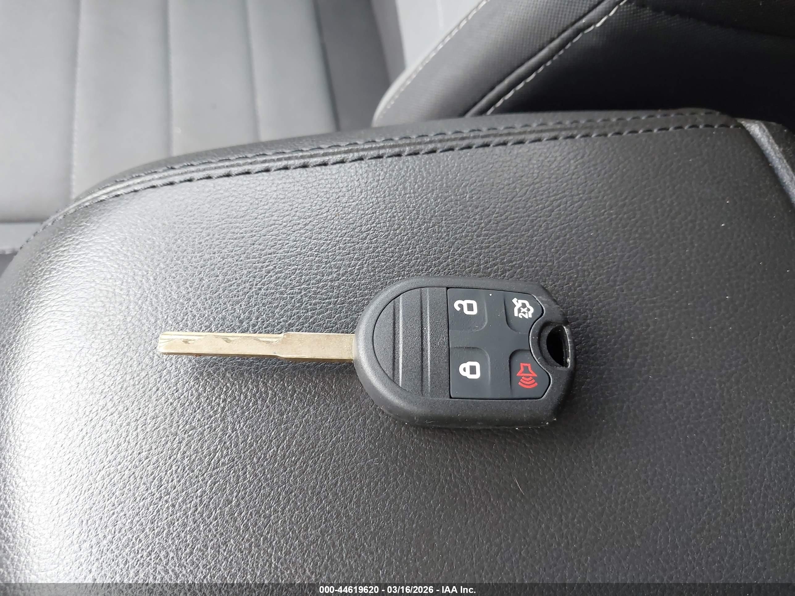 FORD ESCAPE image 11