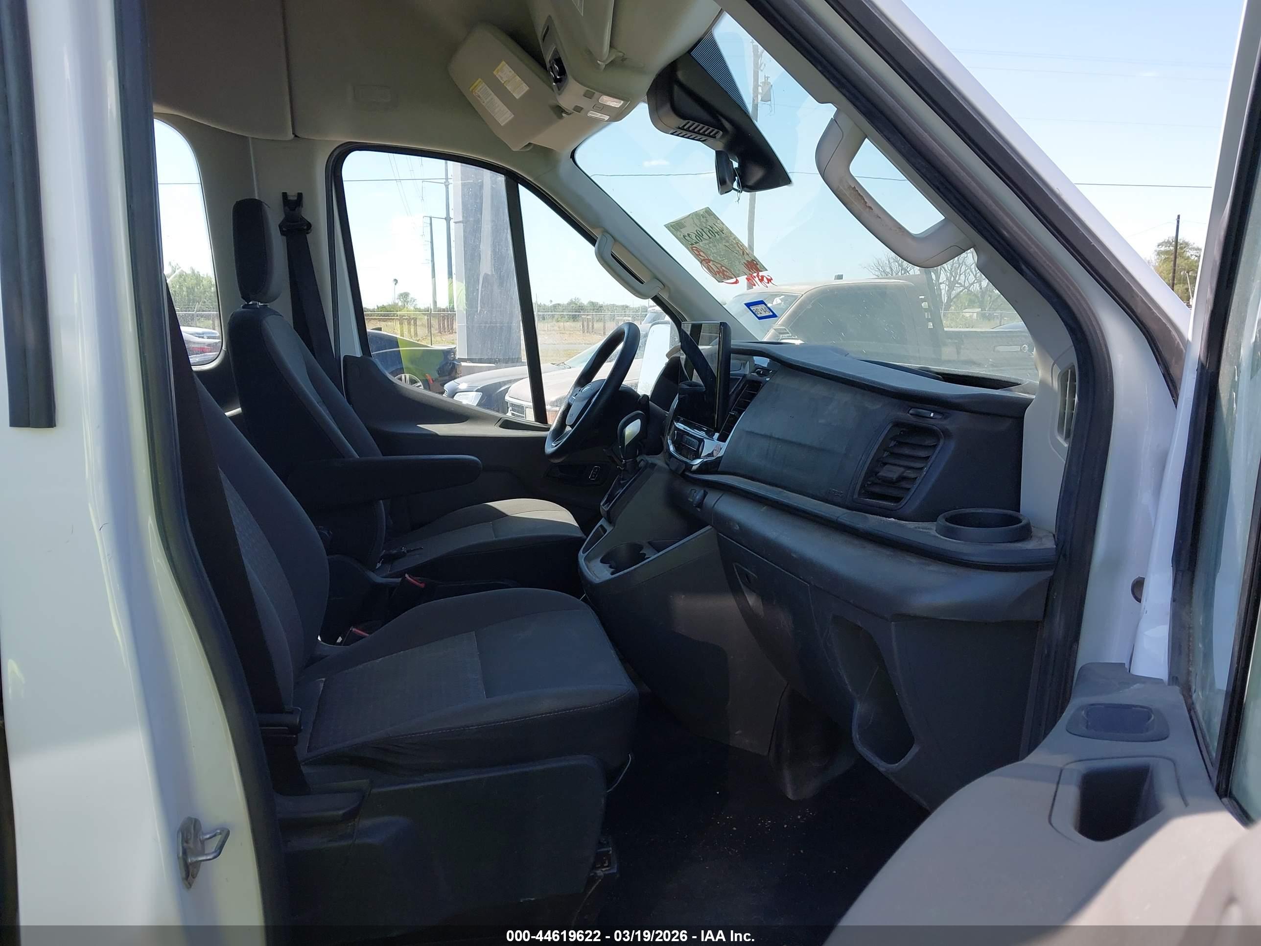 FORD TRANSIT-350 image 5