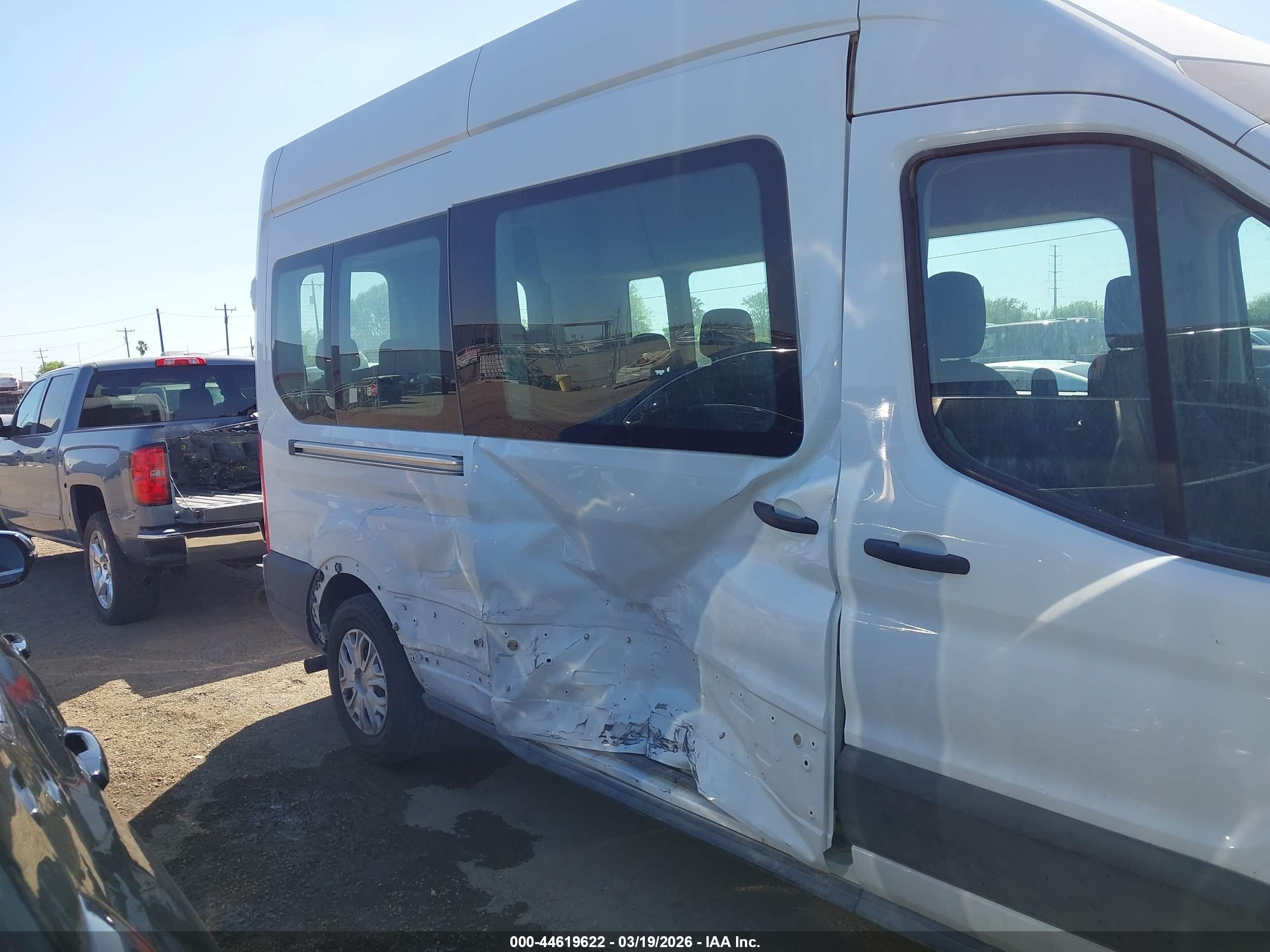 FORD TRANSIT-350 image 6