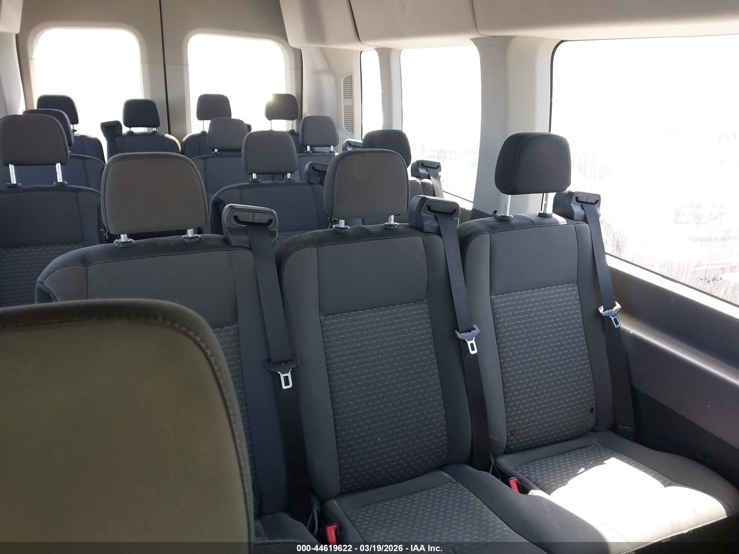 FORD TRANSIT-350 image 8