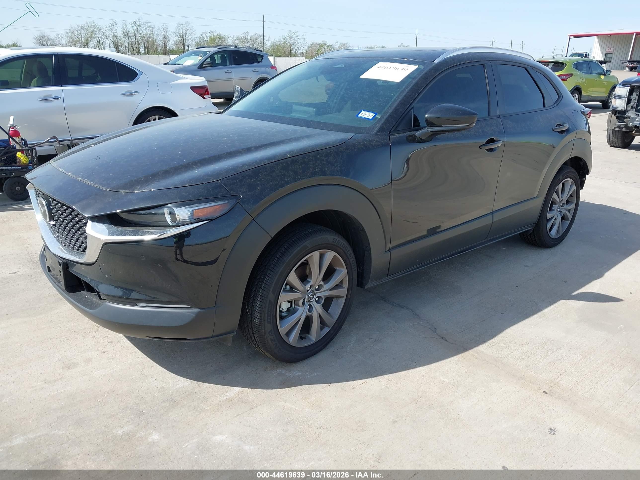MAZDA CX-30 image 2