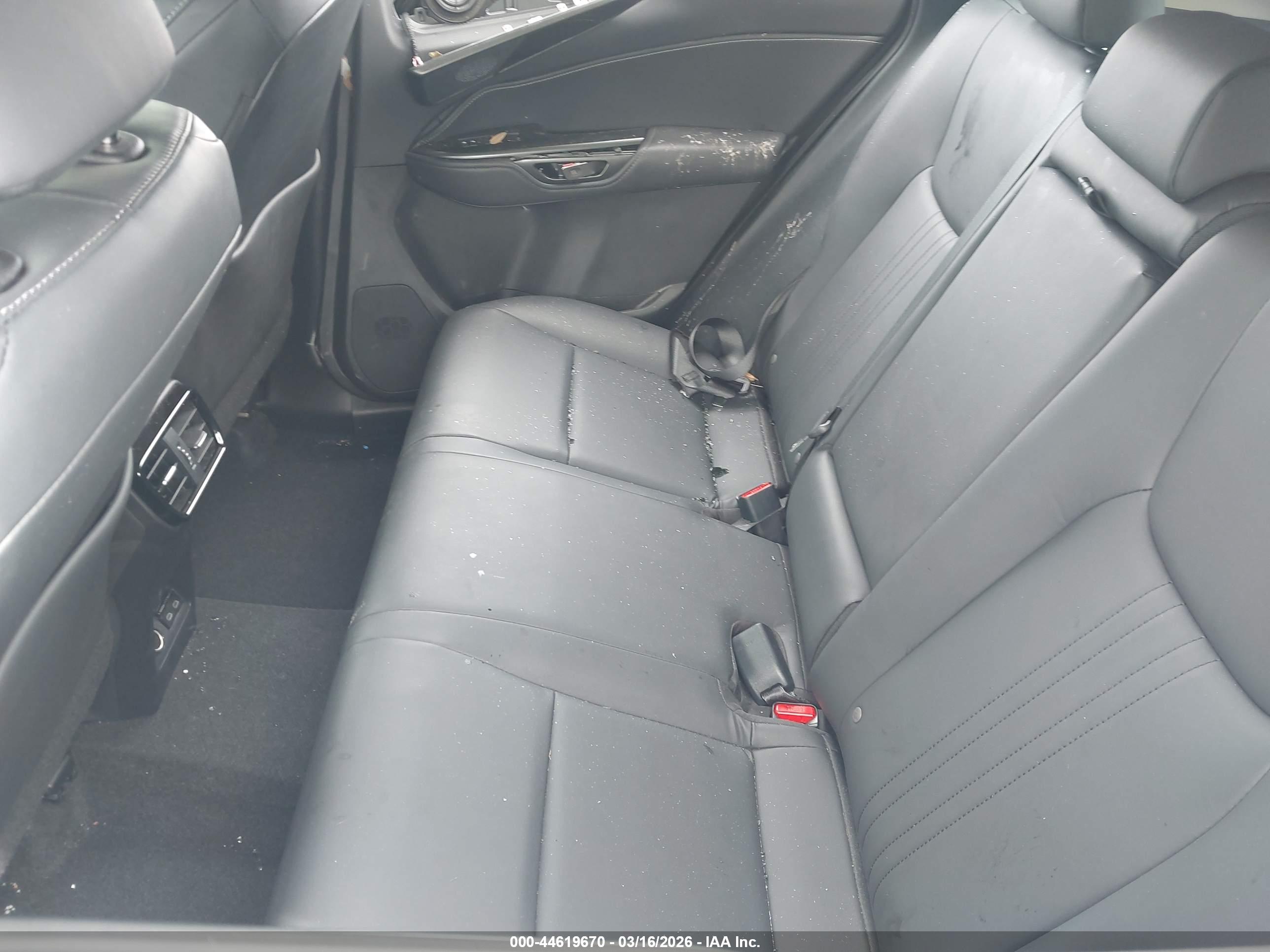 LEXUS NX image 8