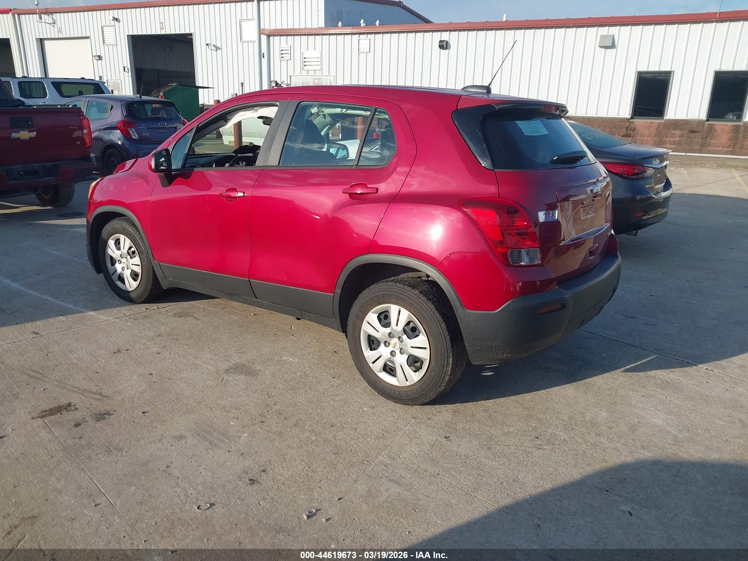 CHEVROLET TRAX image 3