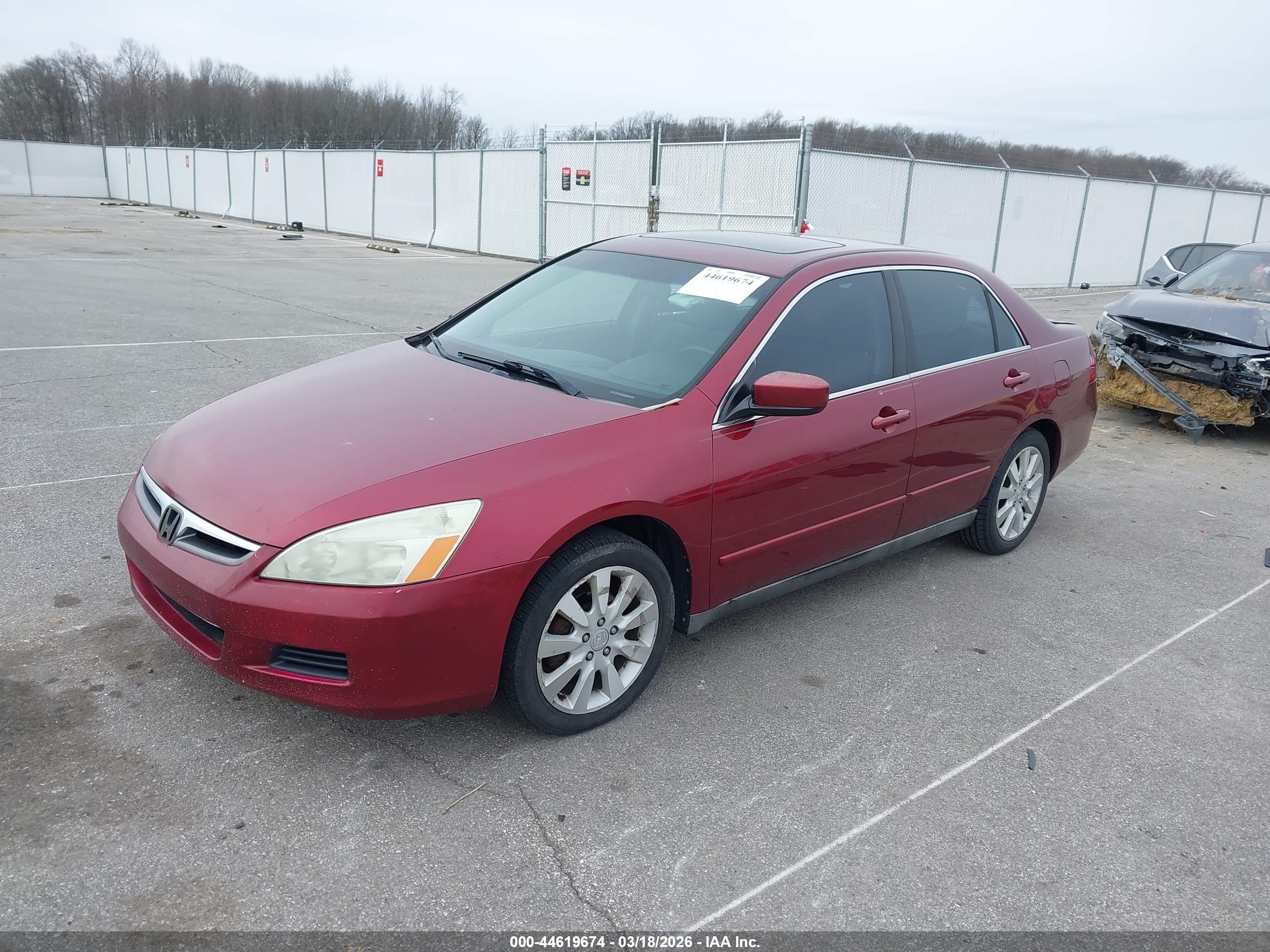 HONDA ACCORD image 2