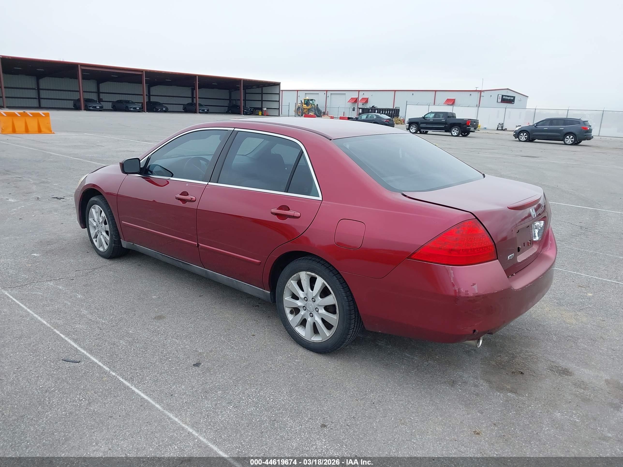 HONDA ACCORD image 3