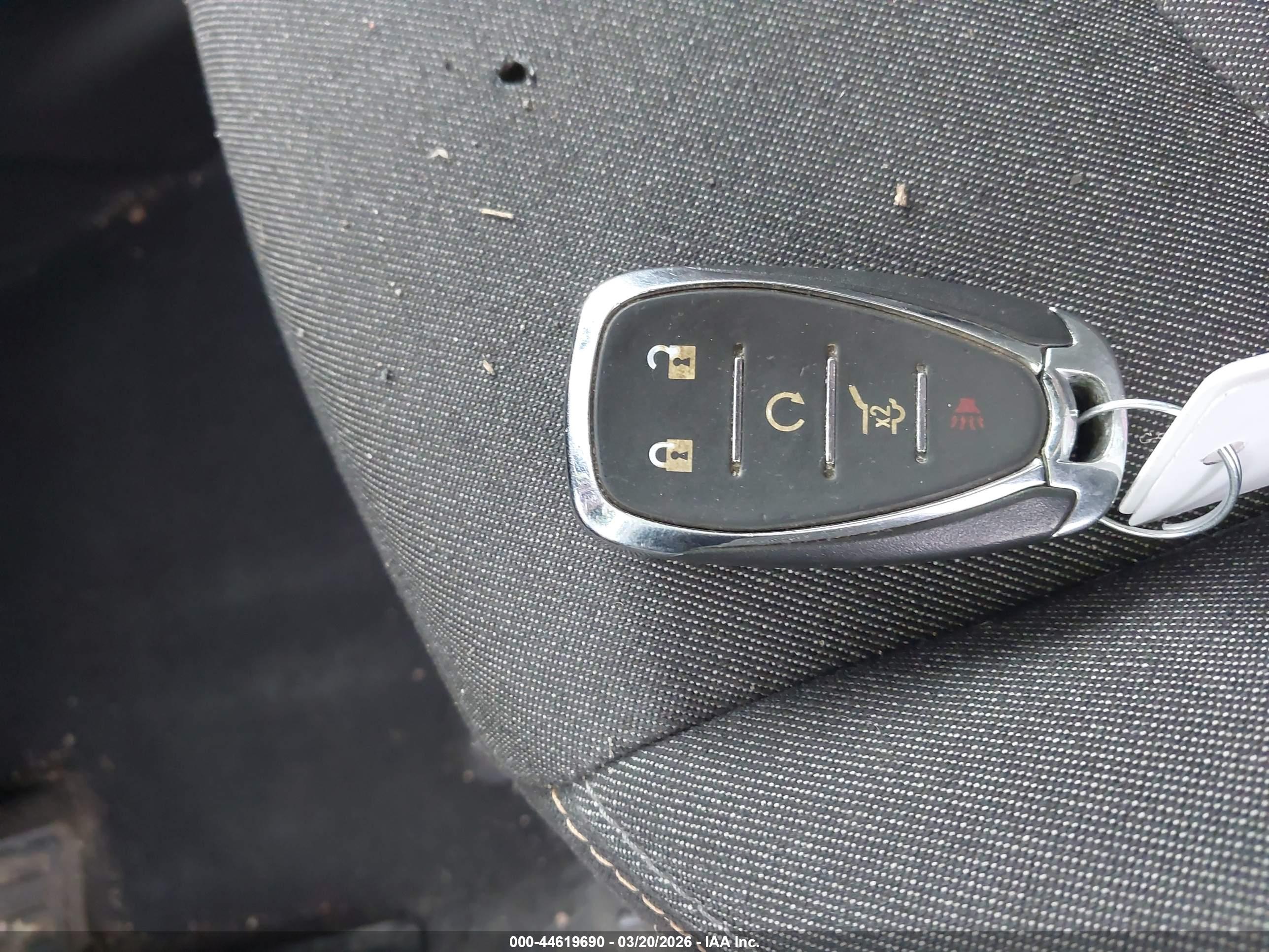 CHEVROLET EQUINOX image 11