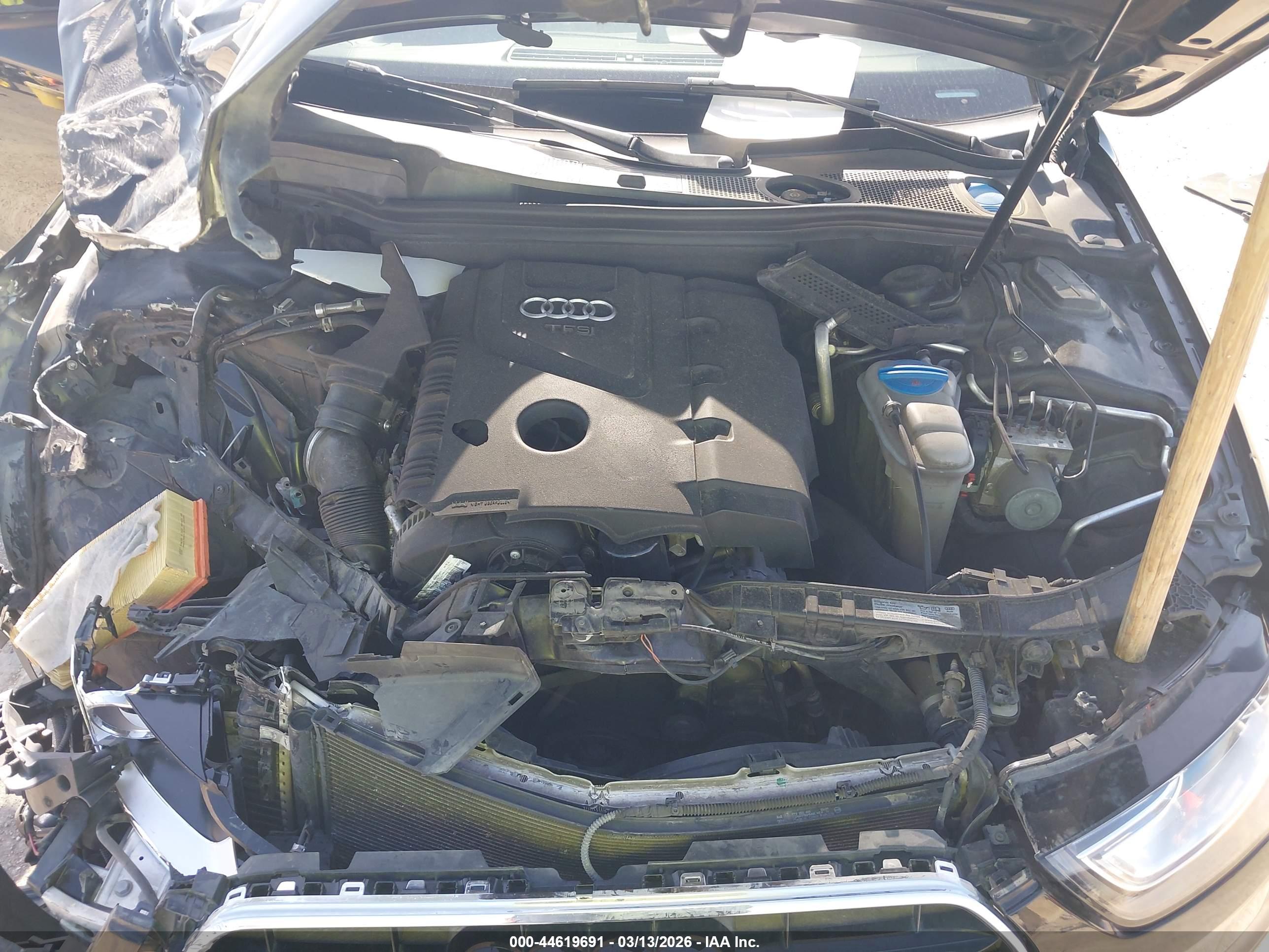 AUDI A4 image 10