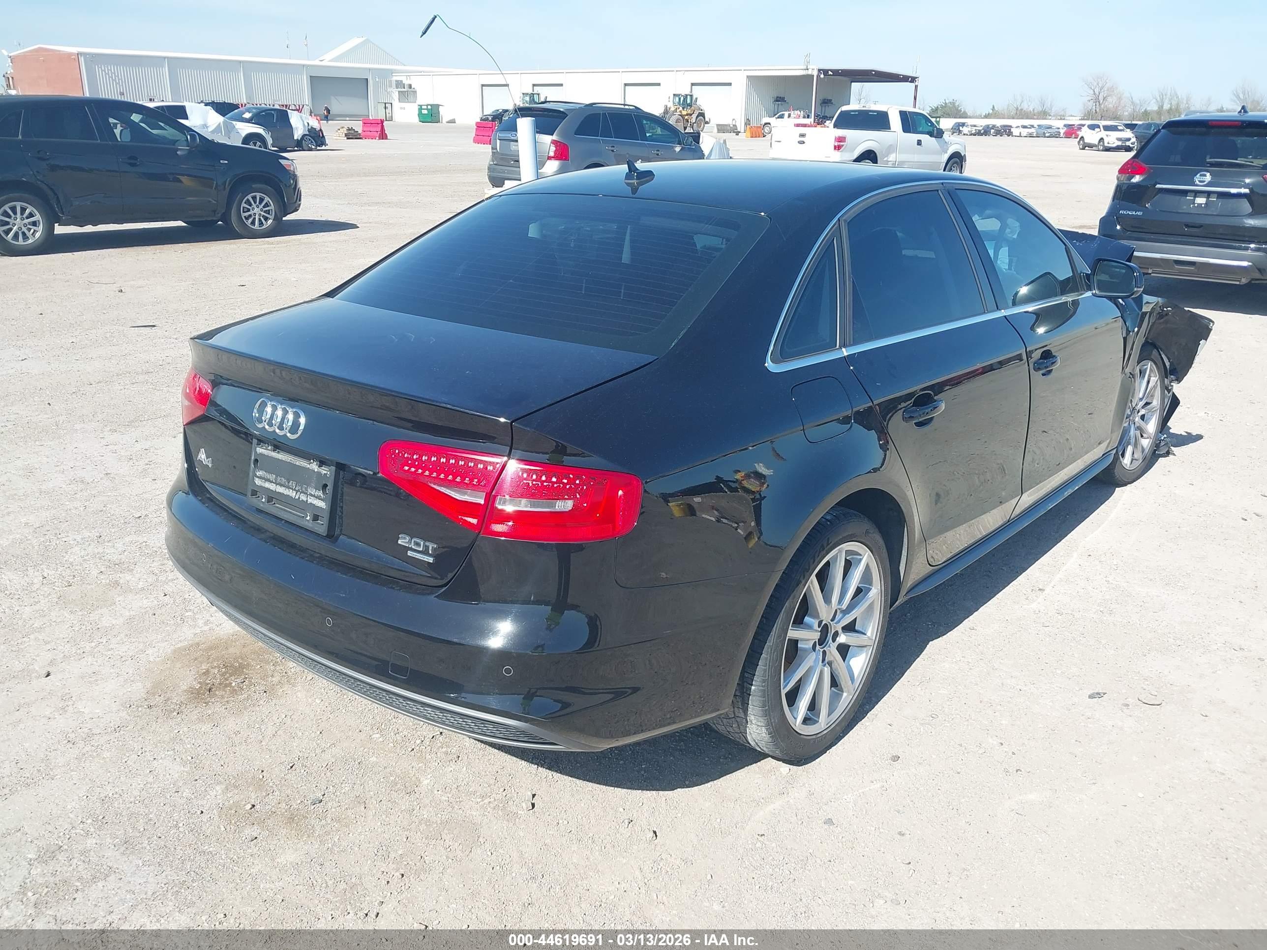 AUDI A4 image 4