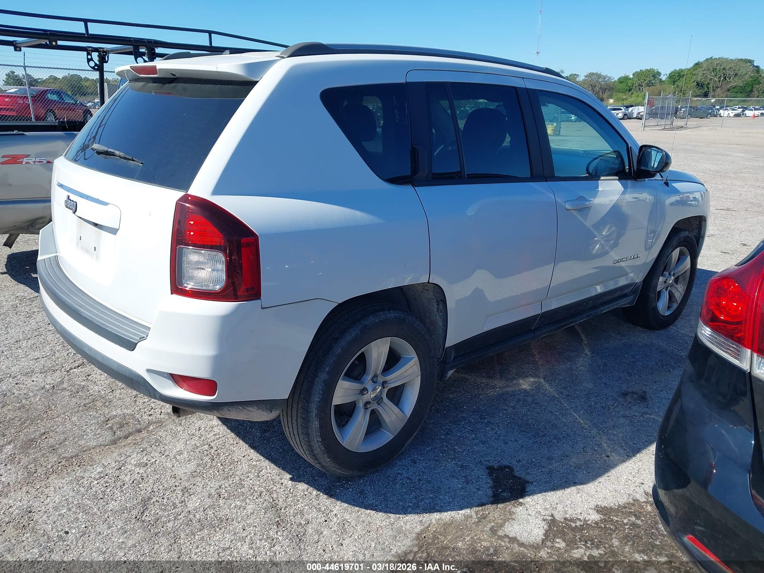 JEEP COMPASS image 4