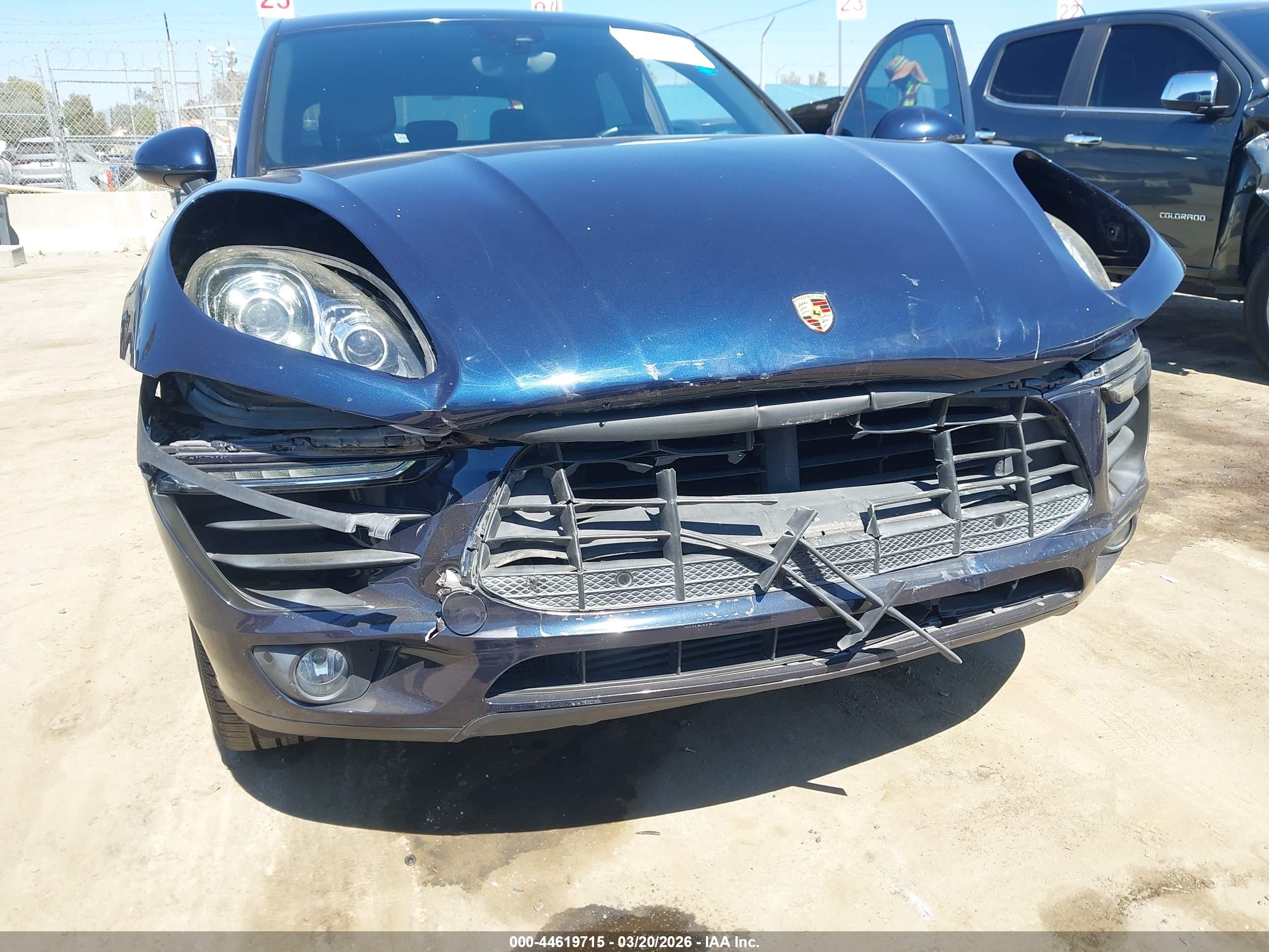 PORSCHE MACAN image 6