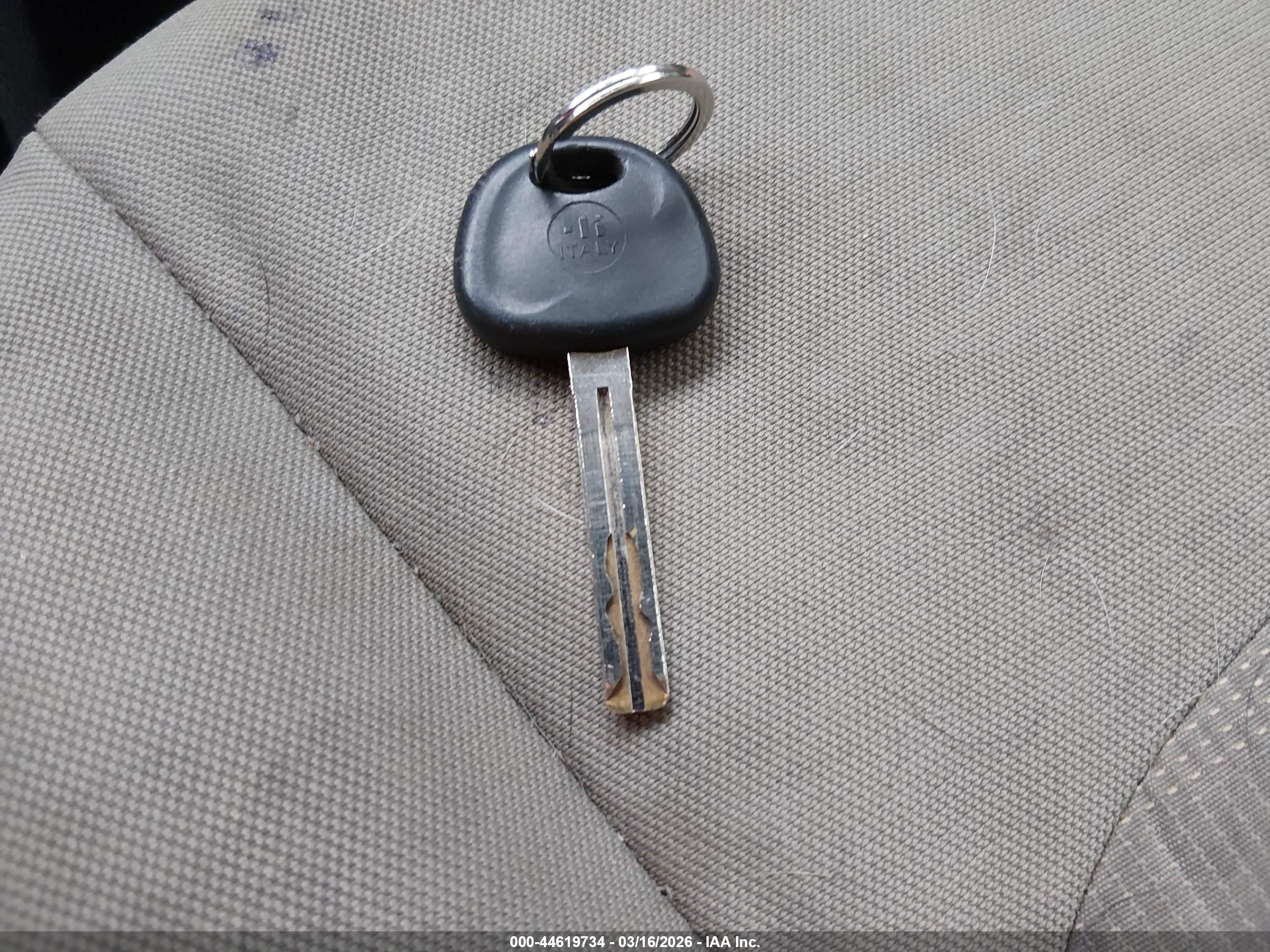 KIA RIO image 11