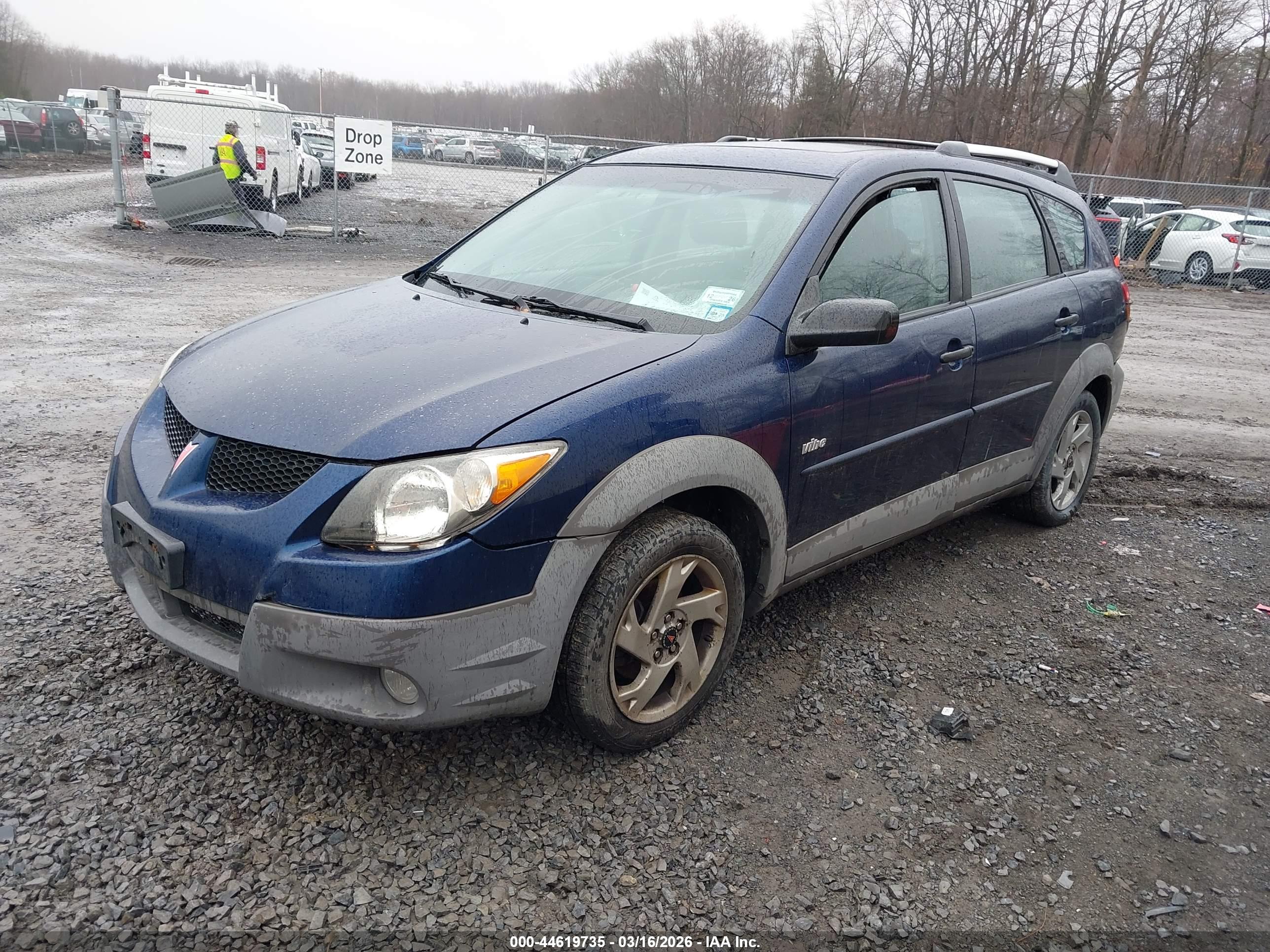 PONTIAC VIBE image 2
