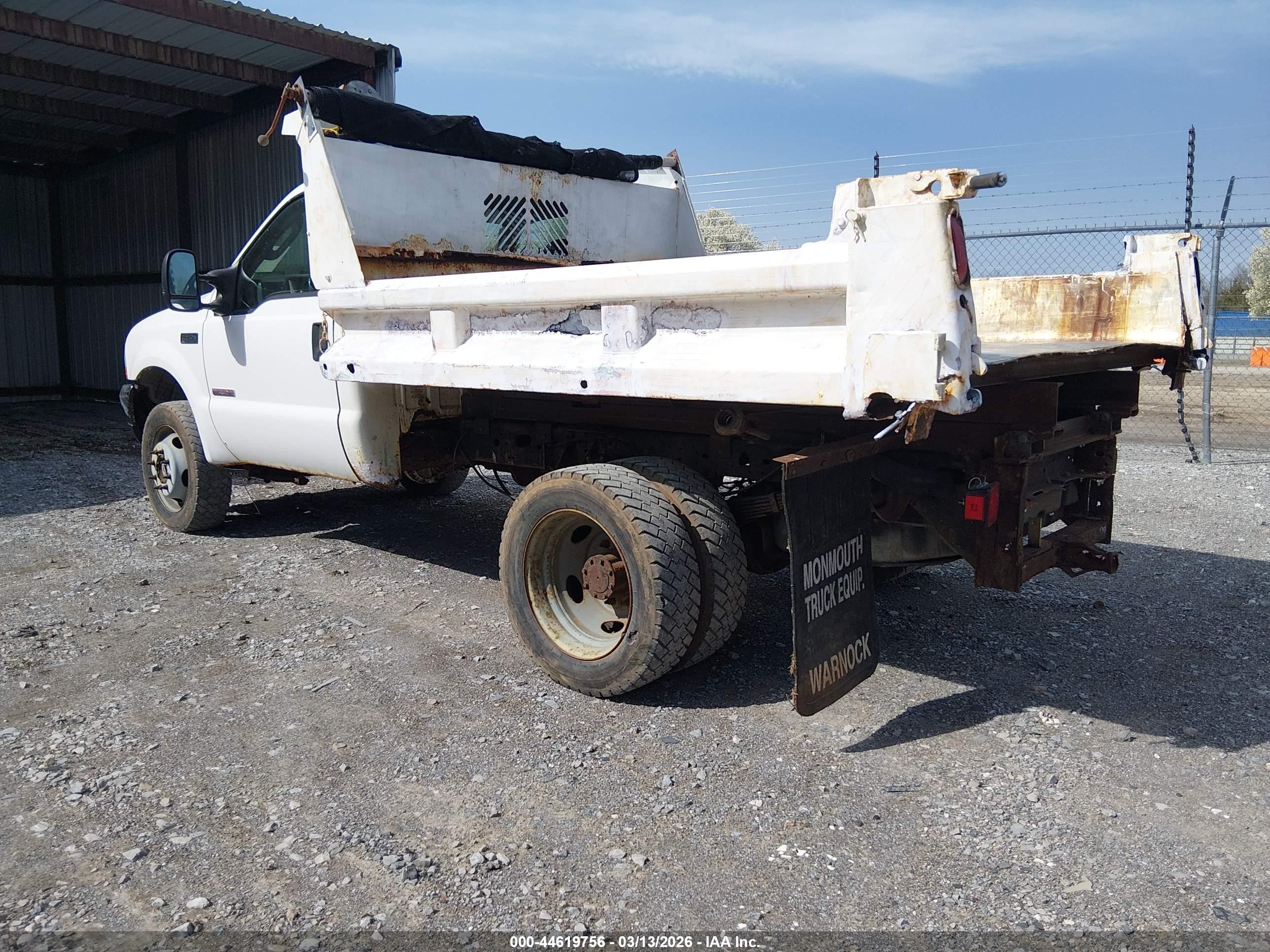 FORD F-450 image 3