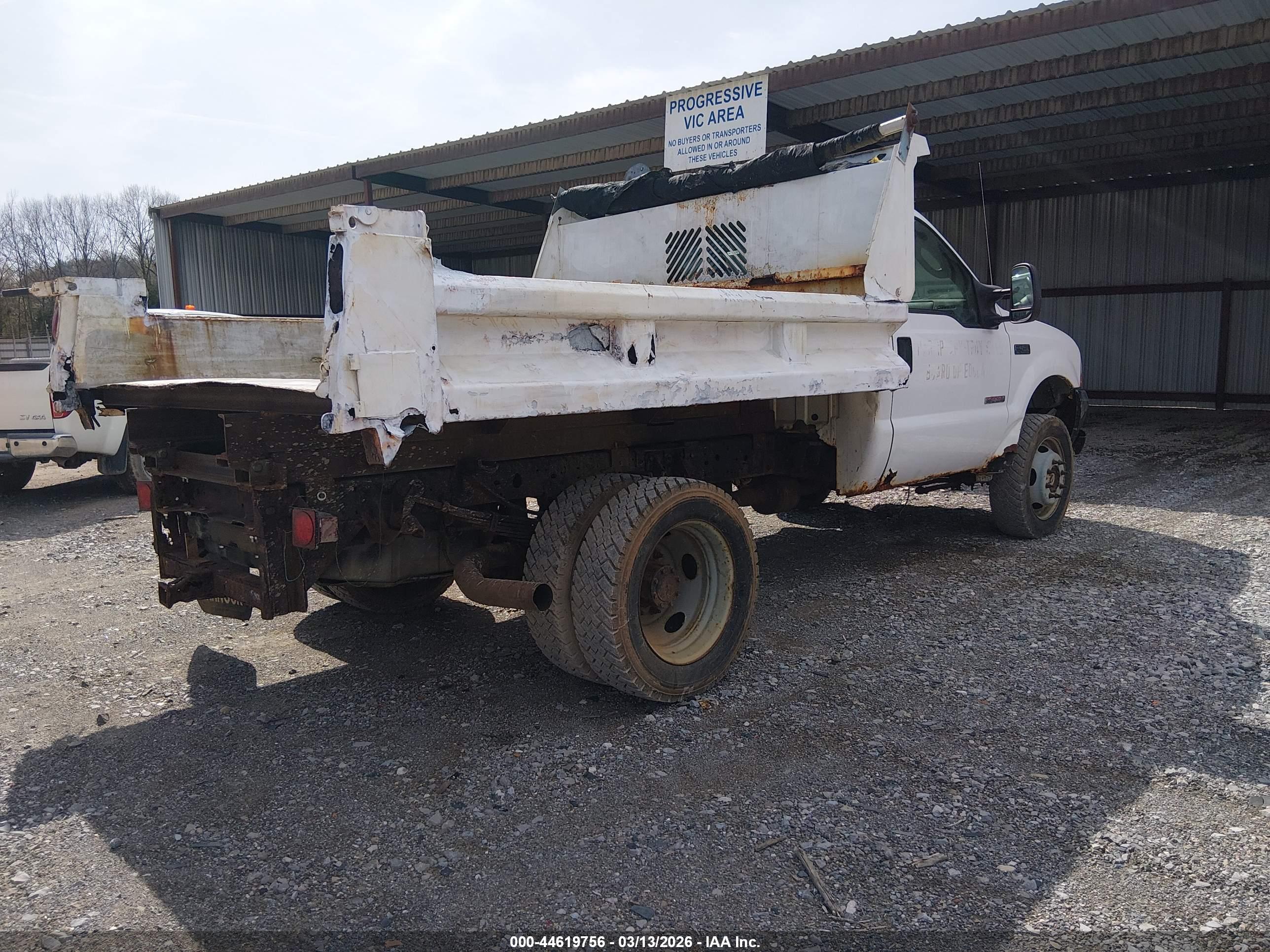 FORD F-450 image 4