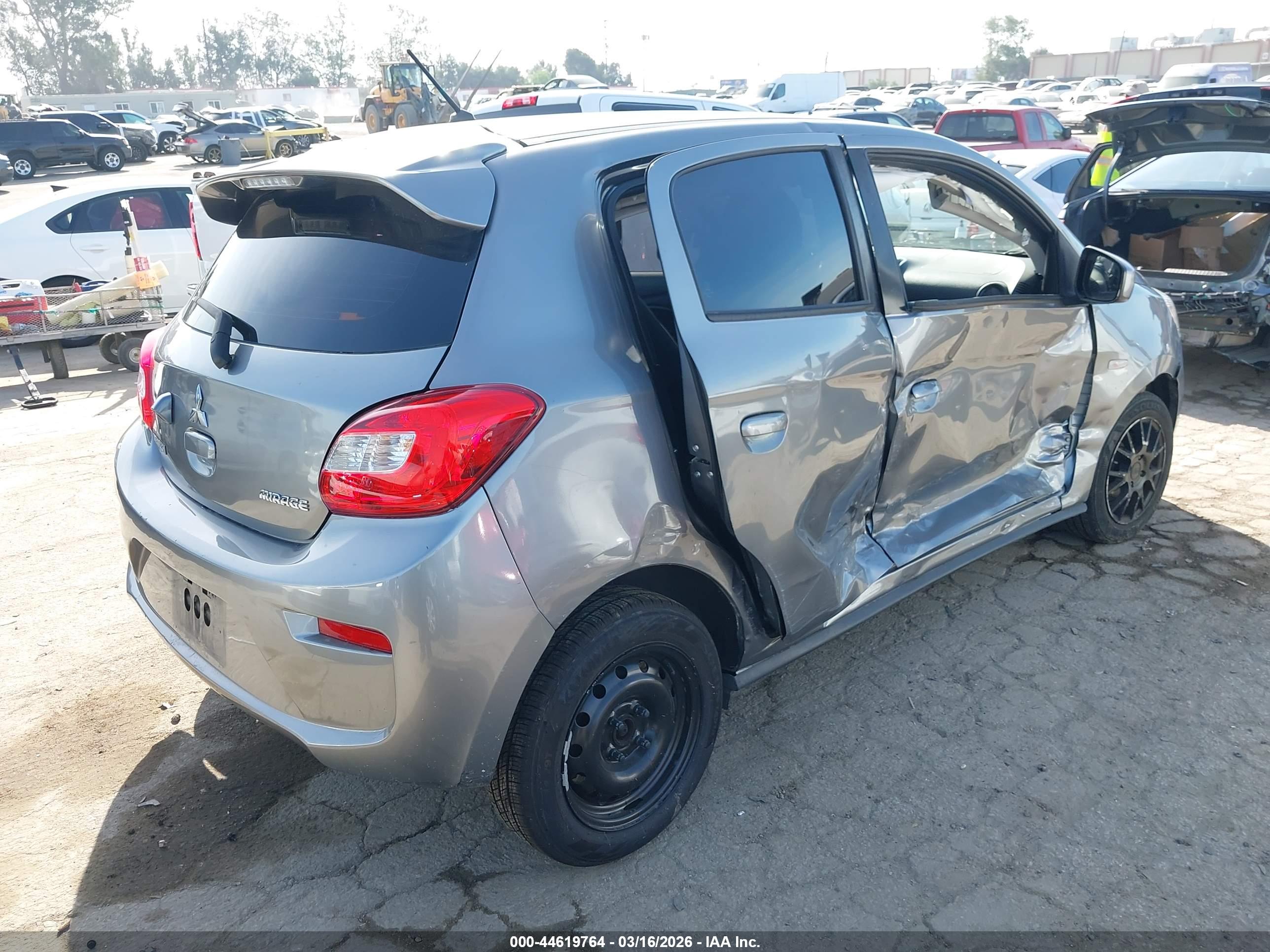 MITSUBISHI MIRAGE image 4