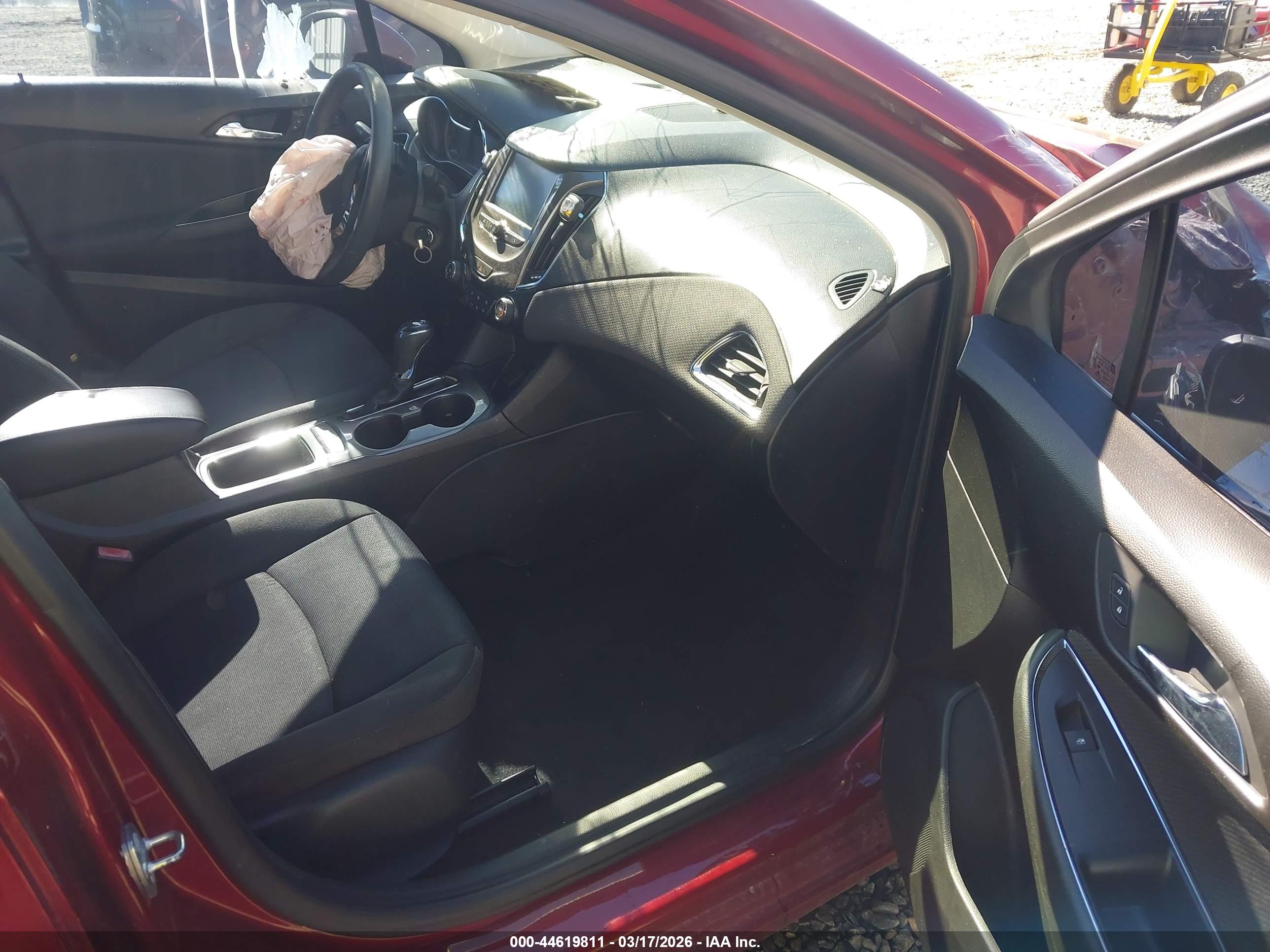 CHEVROLET CRUZE image 5
