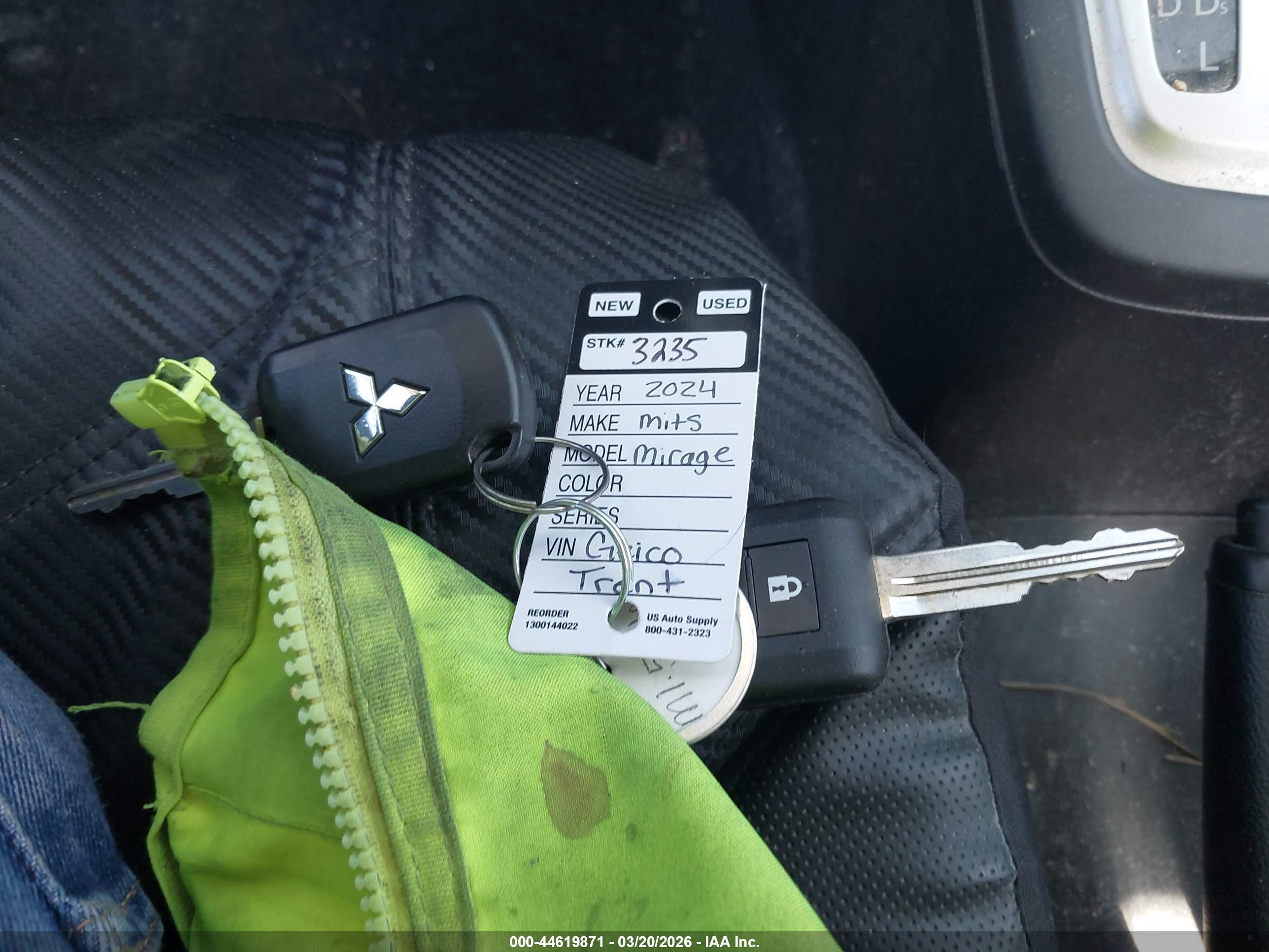 MITSUBISHI MIRAGE image 11
