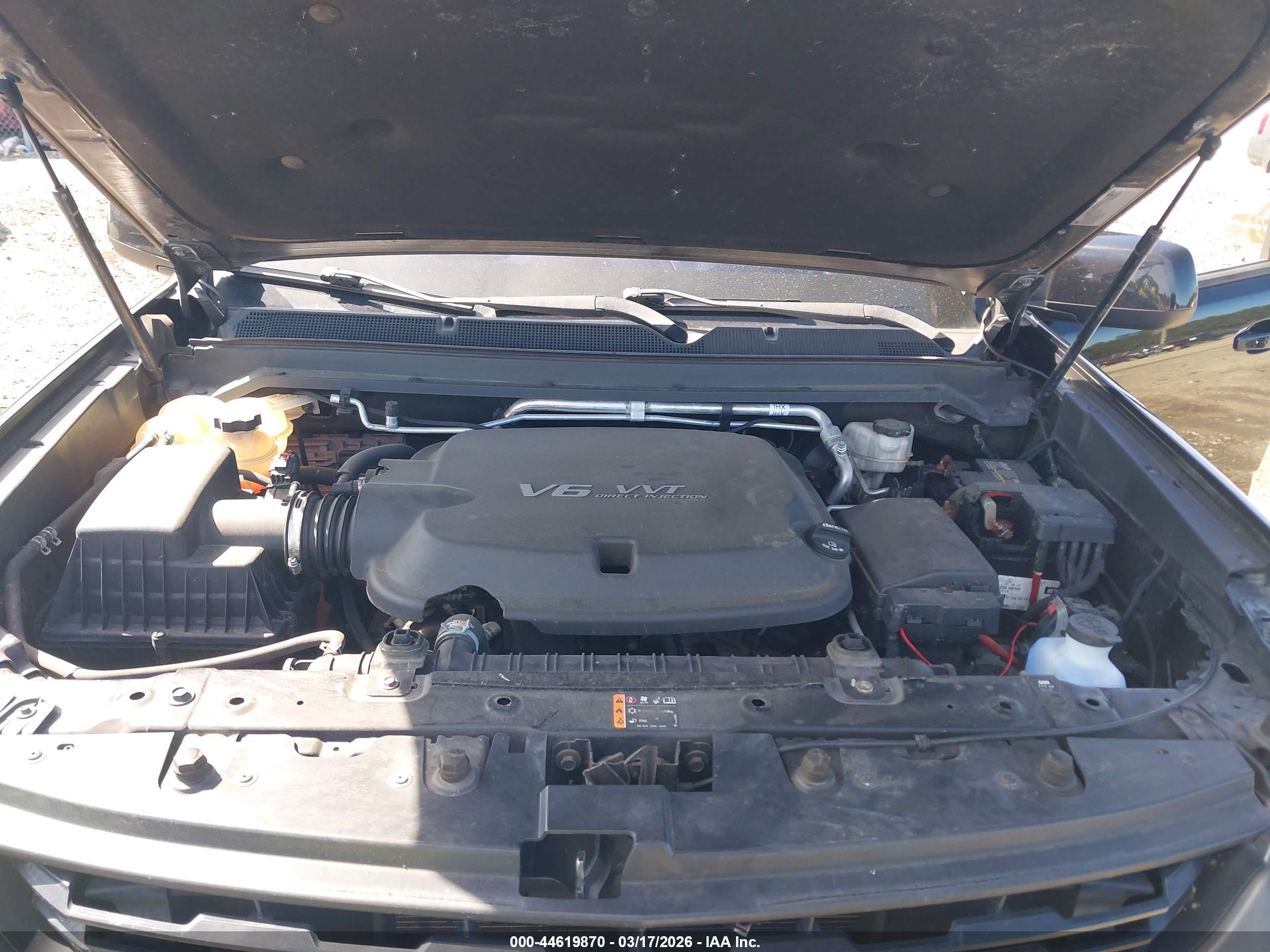 CHEVROLET COLORADO image 10