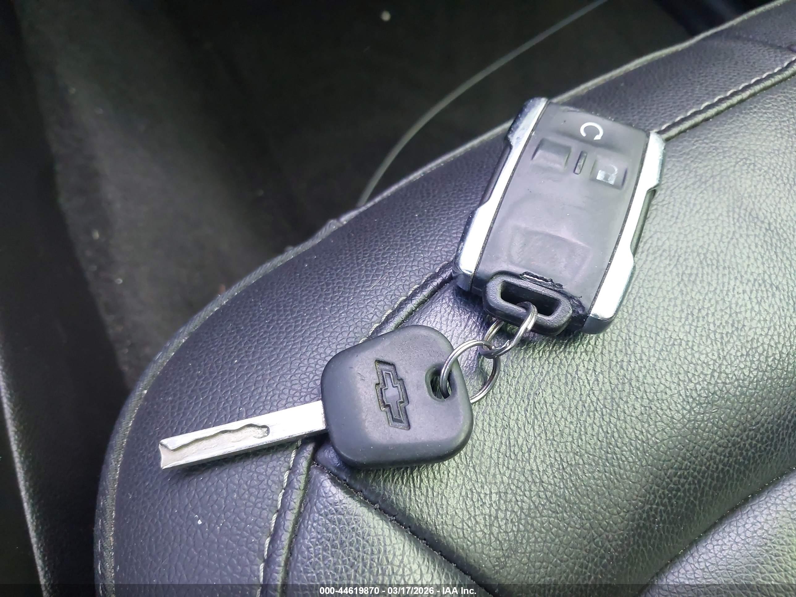 CHEVROLET COLORADO image 11